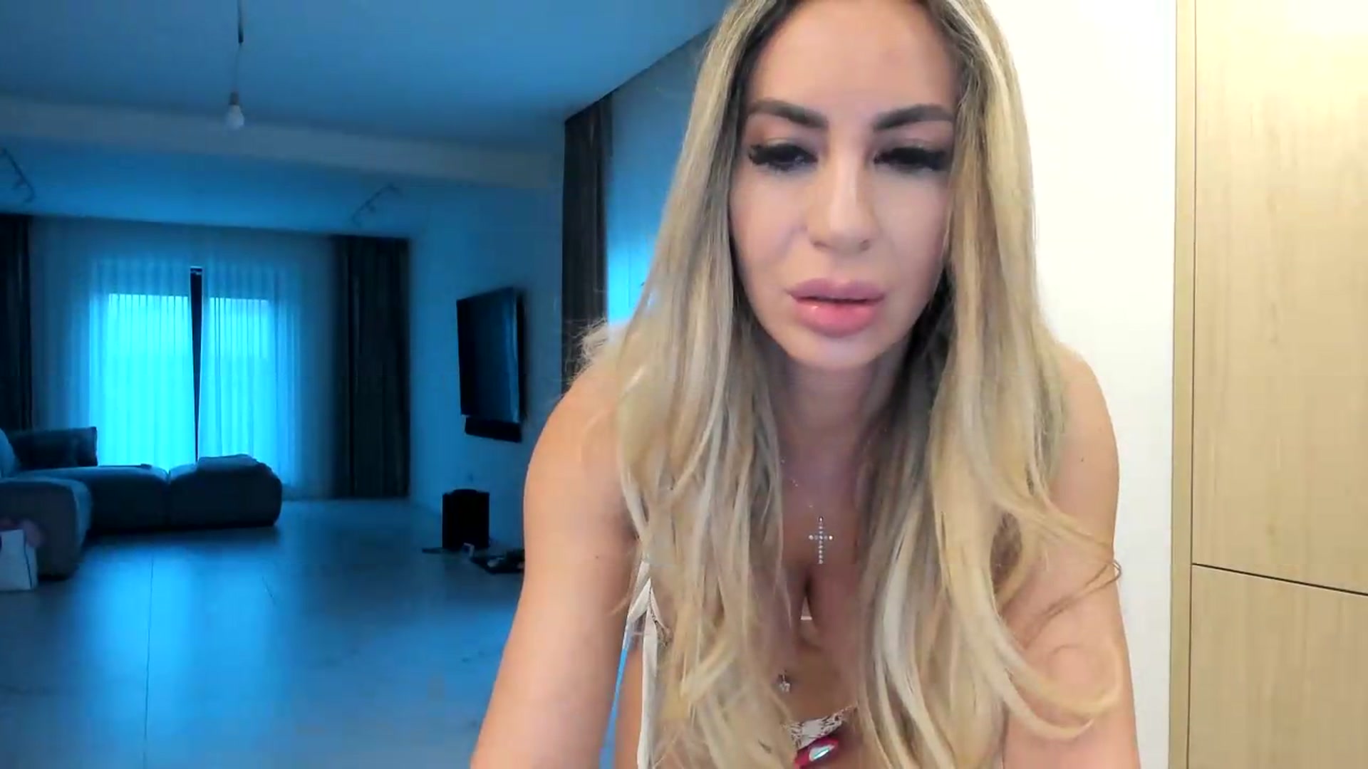 Gallery image thumbnail from Missy_alena's myfreecams stream on, 06/29/2026, 17:56 image 15 of 20