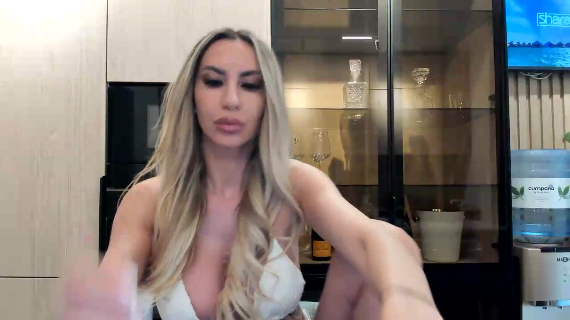 Gallery image thumbnail from Missy_alena's myfreecams stream on, 07/02/2026, 17:13 image 20 of 20
