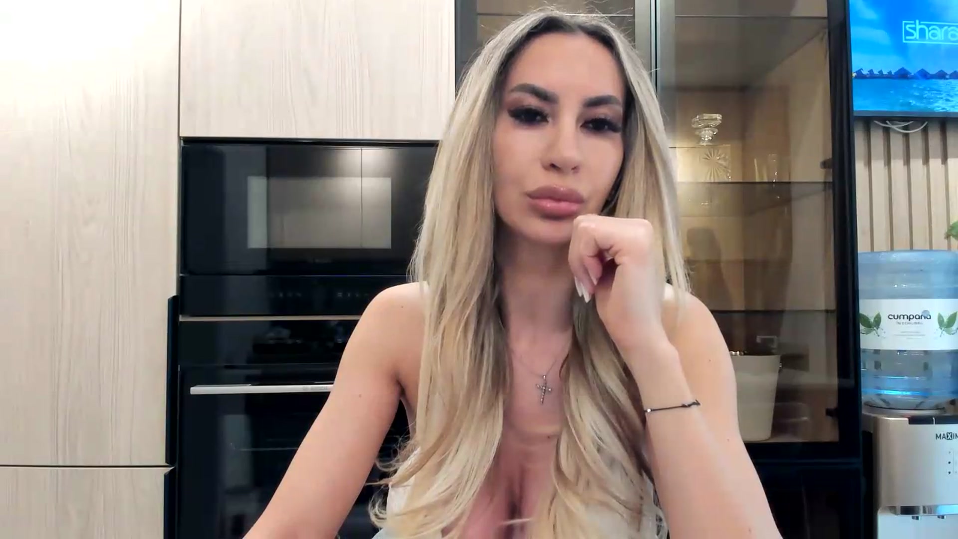 Gallery image thumbnail from Missy_alena's myfreecams stream on, 07/02/2026, 17:13 image 19 of 20