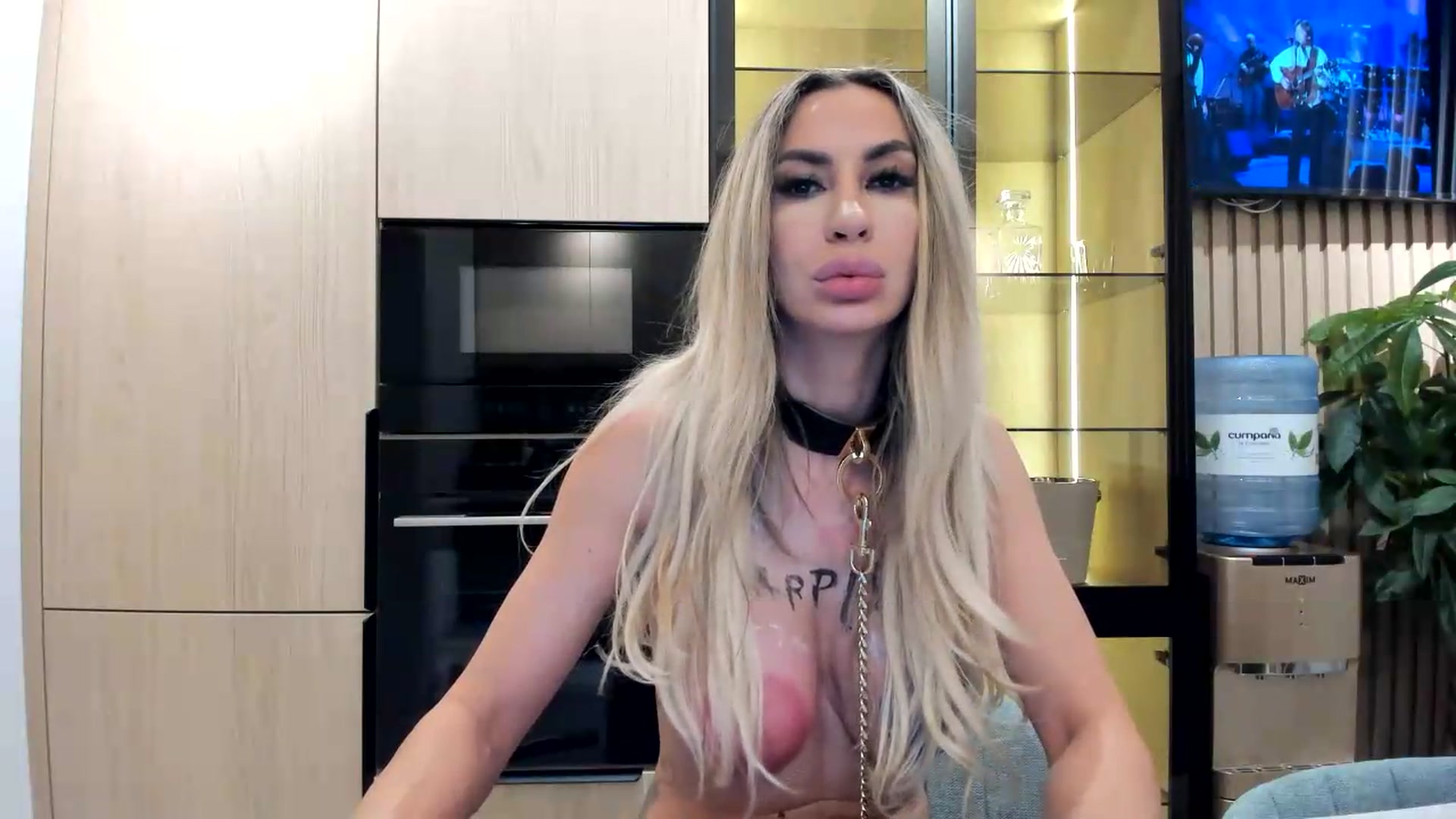 Gallery image thumbnail from Missy_alena's myfreecams stream on, 07/05/2026, 24:10 image 7 of 20