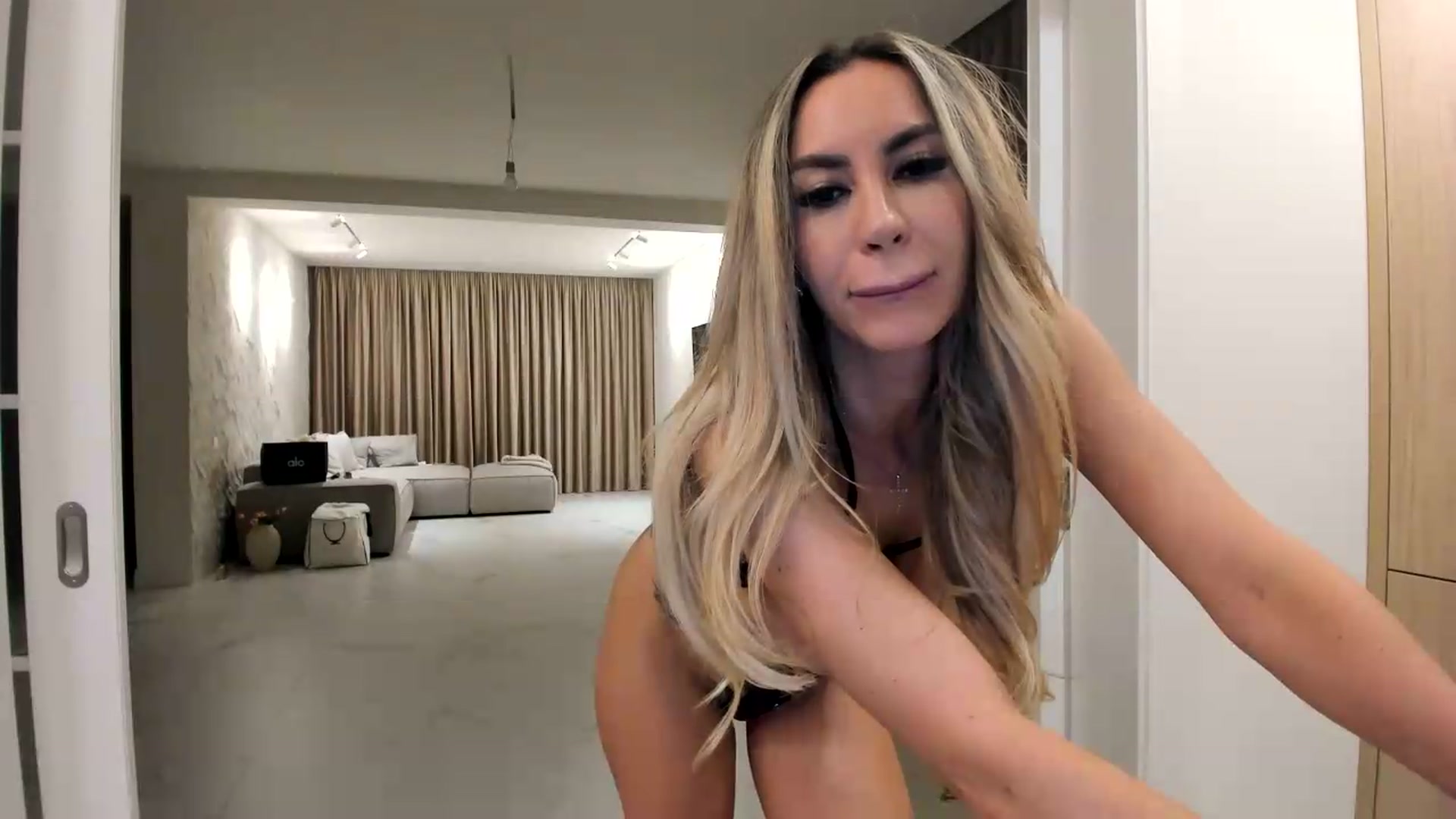 Gallery image thumbnail from Missy_alena's myfreecams stream on, 07/06/2026, 22:44 image 13 of 20