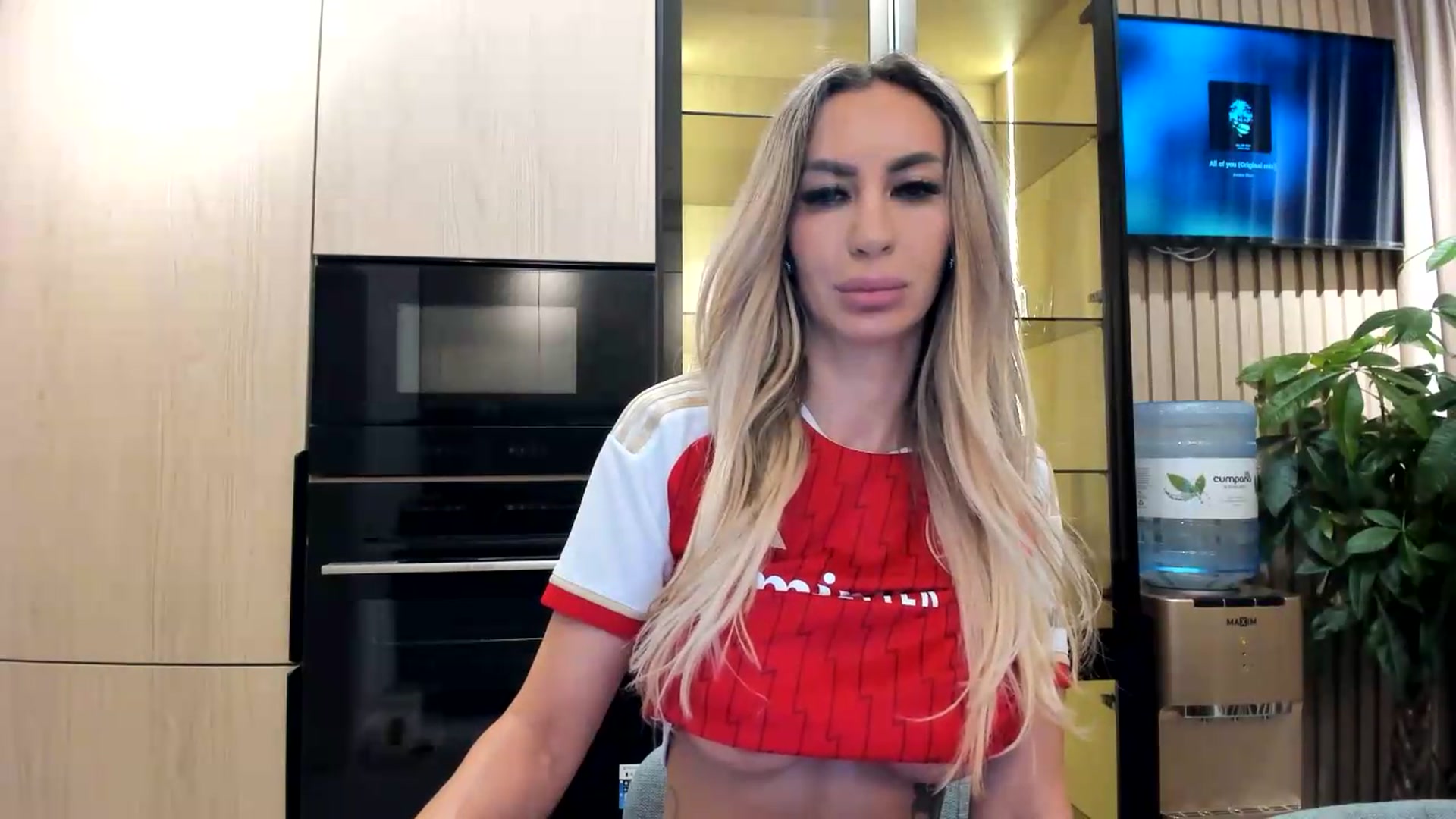Gallery image thumbnail from Missy_alena's myfreecams stream on, 07/15/2026, 21:27 image 3 of 20