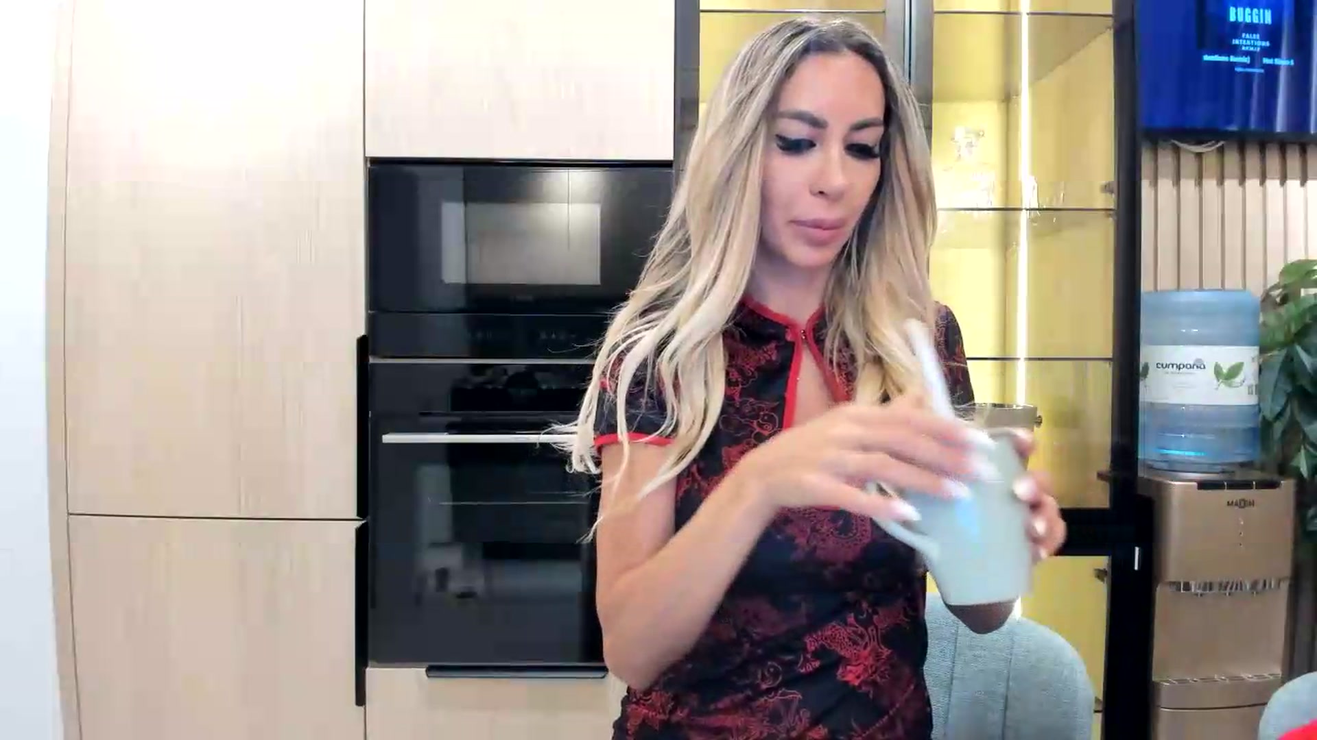 Gallery image thumbnail from Missy_alena's myfreecams stream on, 08/03/2026, 24:02 image 2 of 20