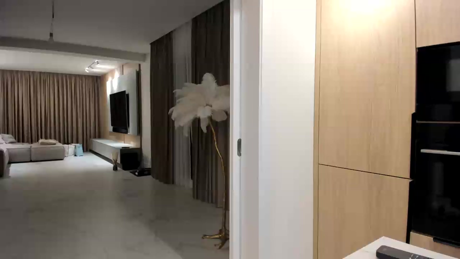 Gallery image thumbnail from Missy_alena's myfreecams stream on, 08/22/2026, 23:49 image 2 of 20