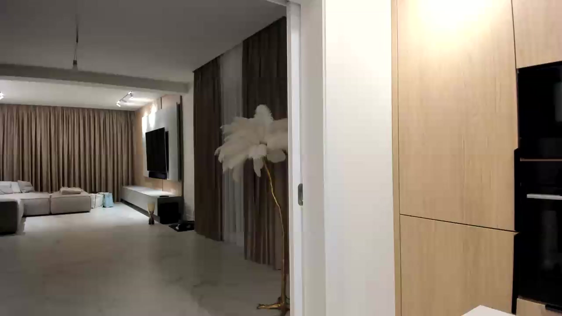 Gallery image thumbnail from Missy_alena's myfreecams stream on, 08/24/2026, 24:01 image 3 of 20