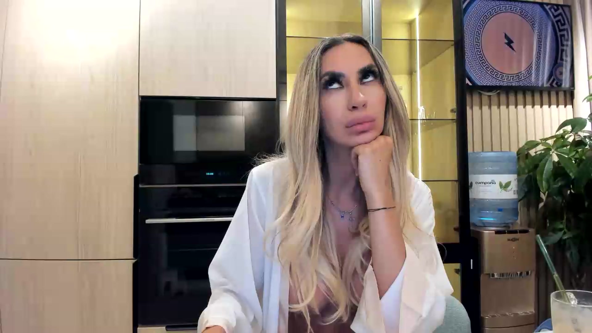 Gallery image thumbnail from Missy_alena's myfreecams stream on, 08/24/2026, 24:50 image 12 of 20