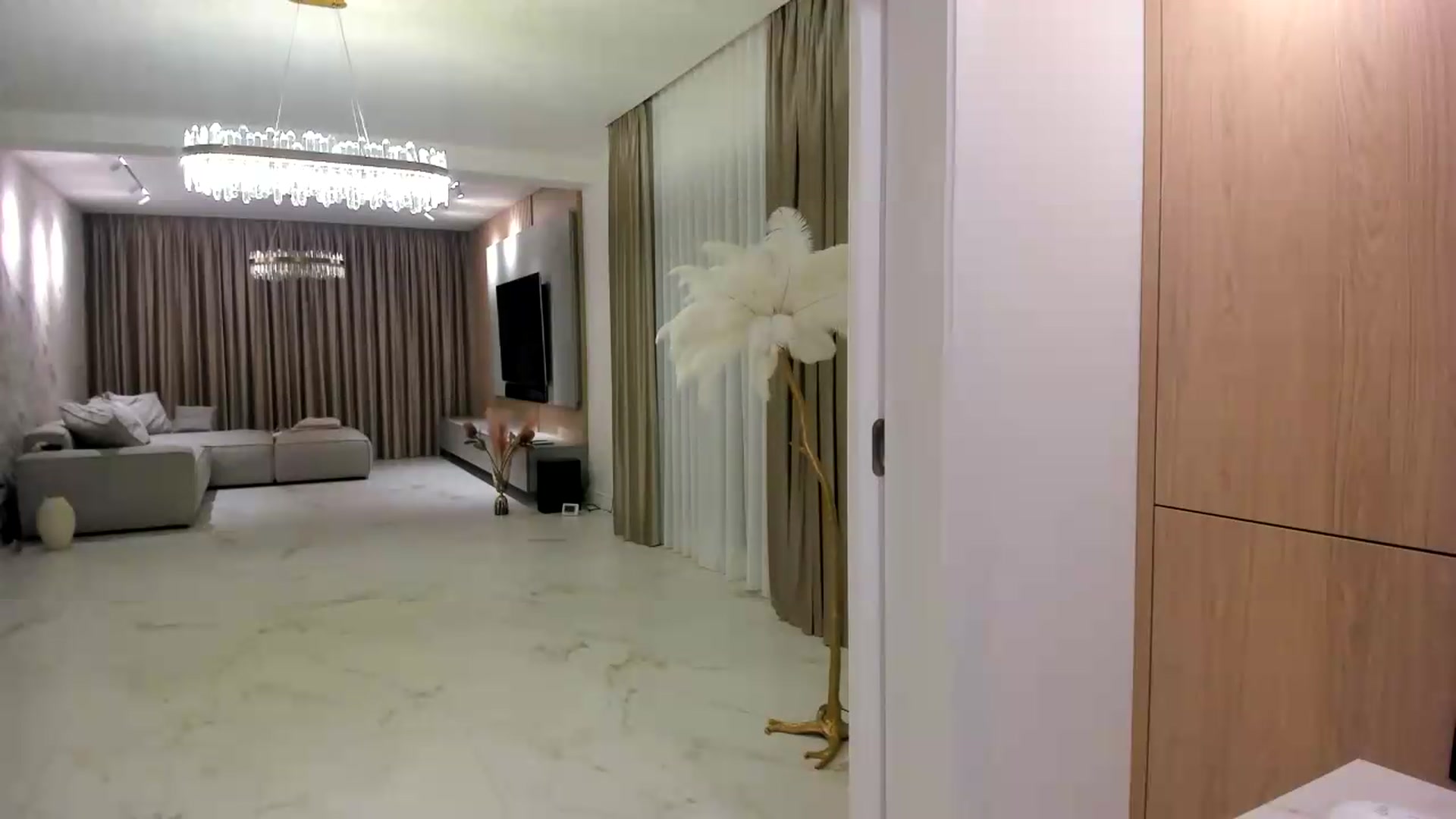 Gallery image thumbnail from Missy_alena's myfreecams stream on, 09/16/2026, 19:47 image 14 of 20