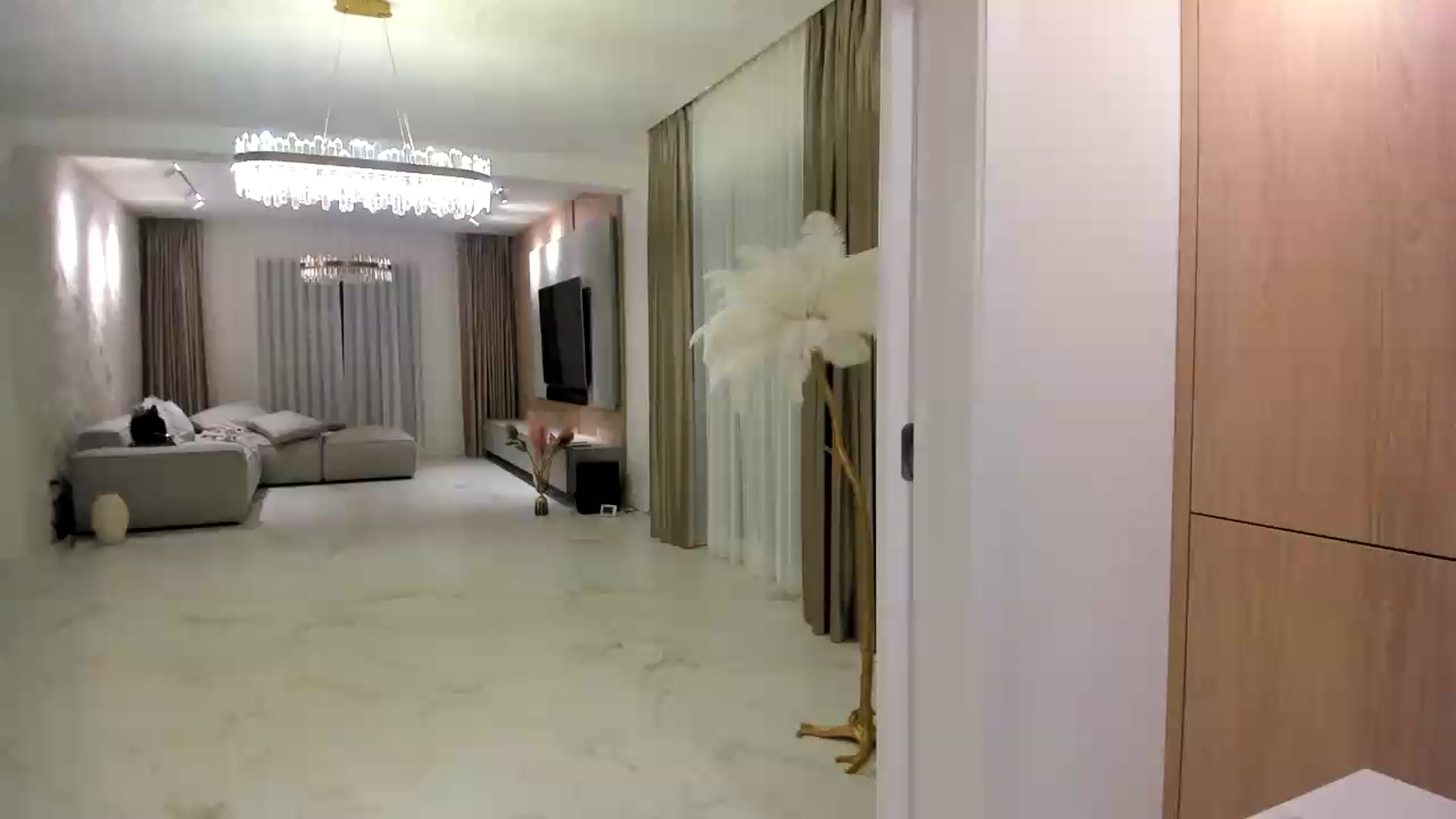 Gallery image thumbnail from Missy_alena's myfreecams stream on, 09/18/2026, 19:16 image 2 of 20