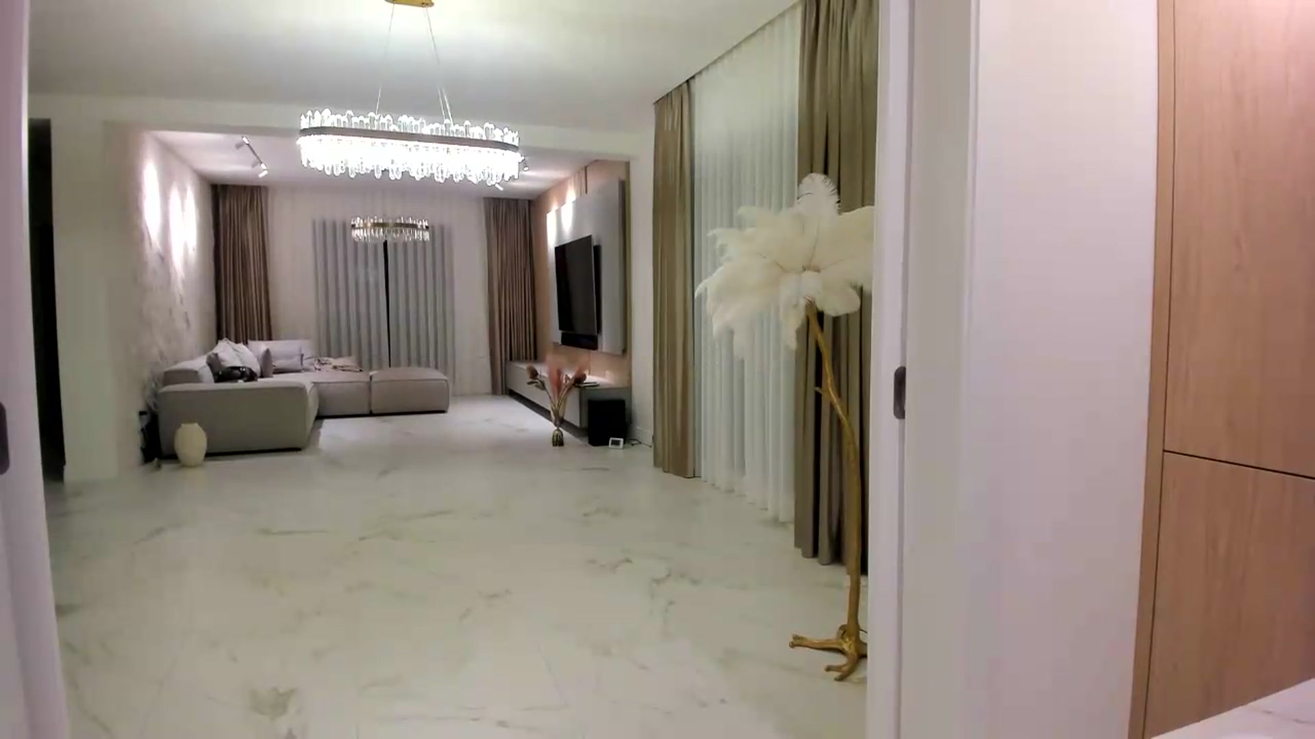 Gallery image thumbnail from Missy_alena's myfreecams stream on, 09/20/2026, 19:15 image 8 of 20