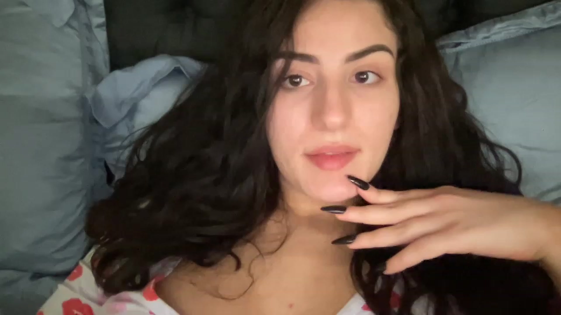 Gallery image thumbnail from Missyj1's myfreecams stream on, 11/20/2022, 14:02 image 3 of 20