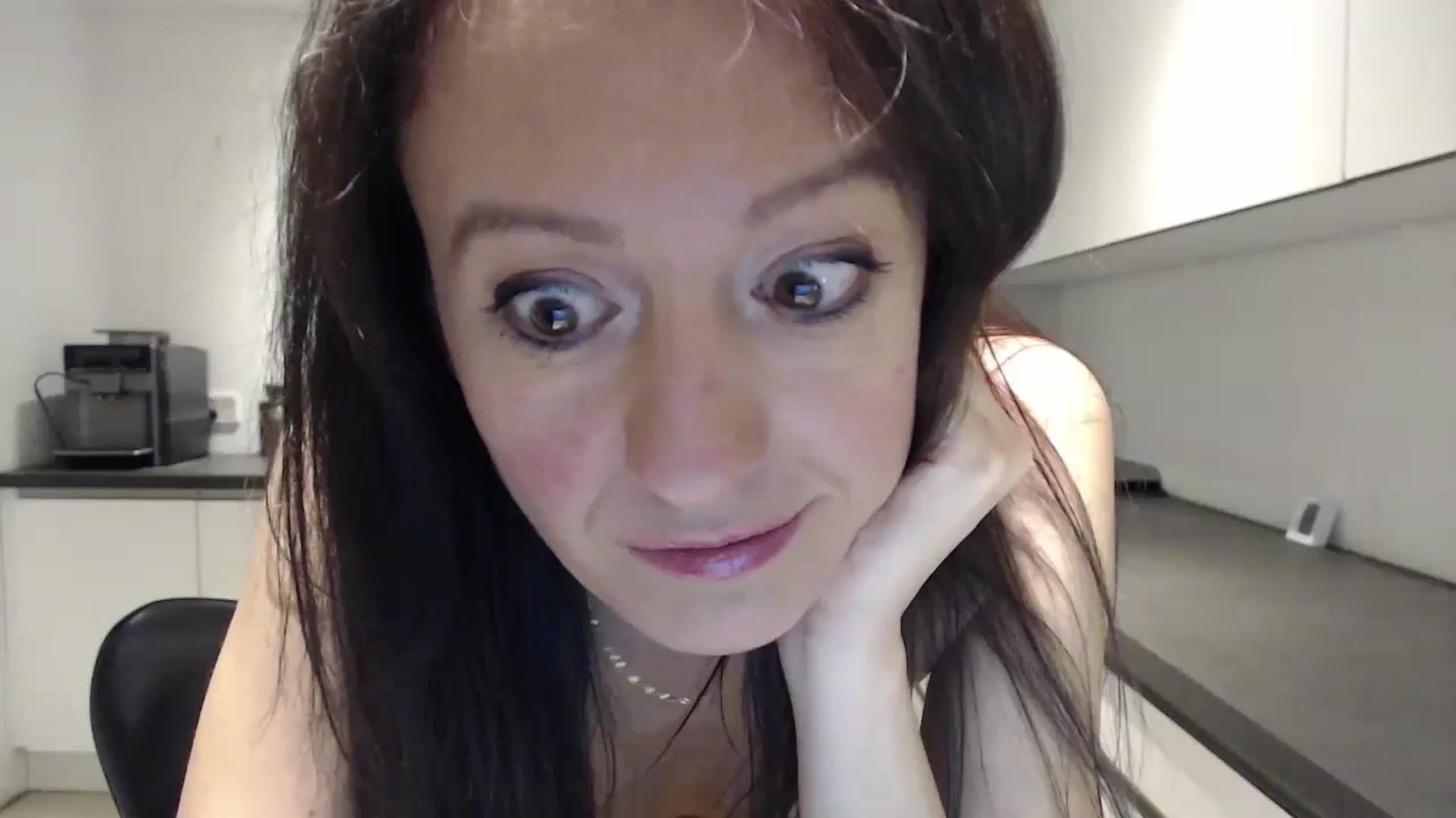 Gallery image thumbnail from Mistery_Nelly's myfreecams stream on, 03/17/2024, 24:32 image 9 of 20