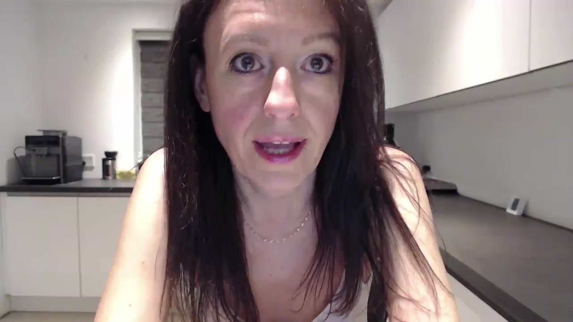 Gallery image thumbnail from Mistery_Nelly's myfreecams stream on, 03/17/2024, 24:32 image 5 of 20