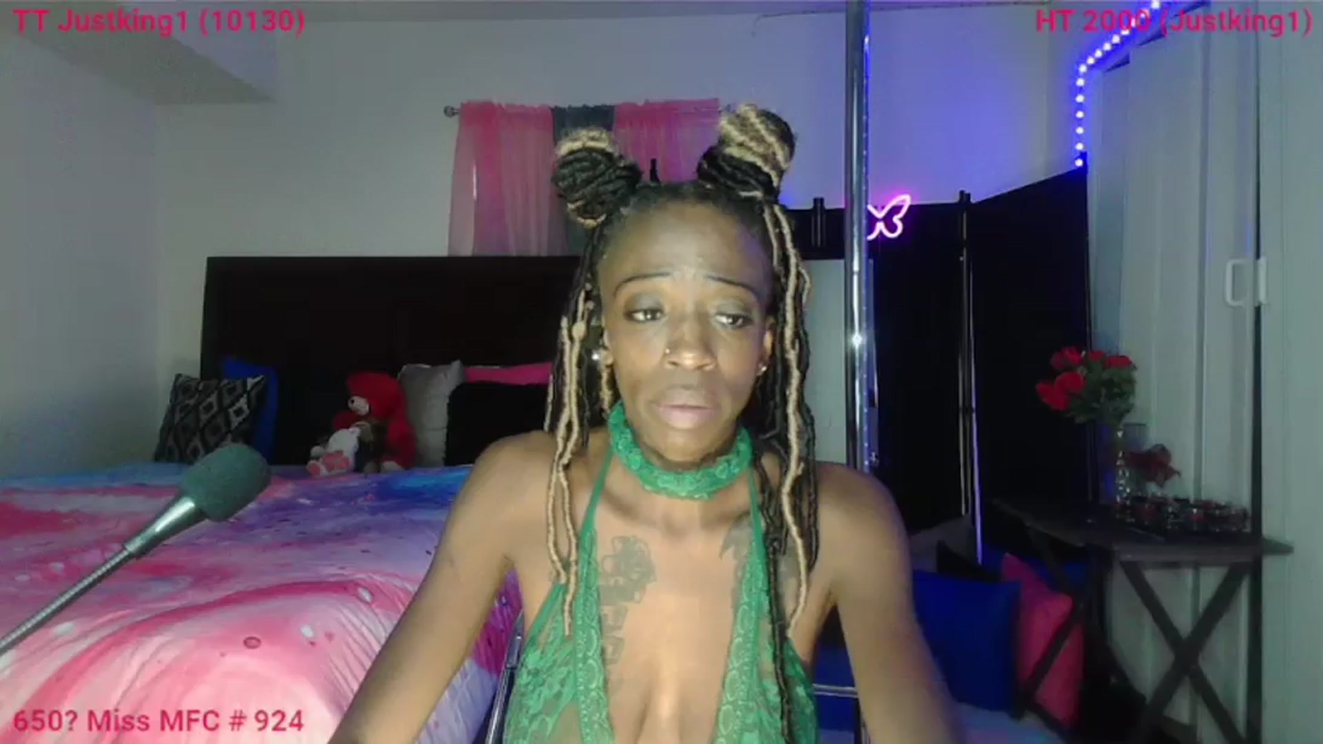 Gallery image thumbnail from MistressBLT's myfreecams stream on, 08/16/2023, 13:10 image 6 of 20
