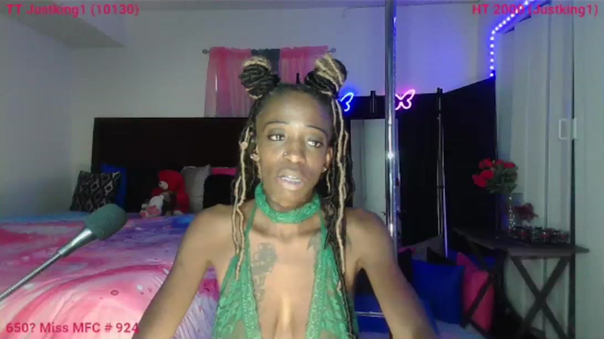 Gallery image thumbnail from MistressBLT's myfreecams stream on, 08/16/2023, 13:10 image 18 of 20