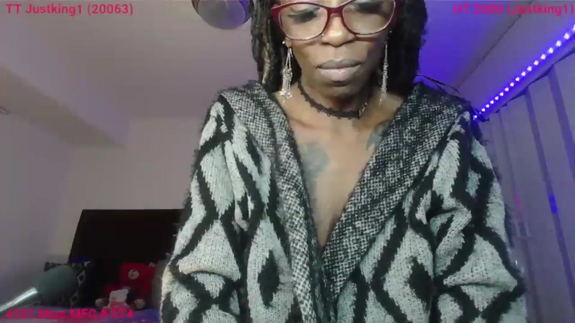 Gallery image thumbnail from MistressBLT's myfreecams stream on, 08/27/2023, 10:30 image 11 of 20