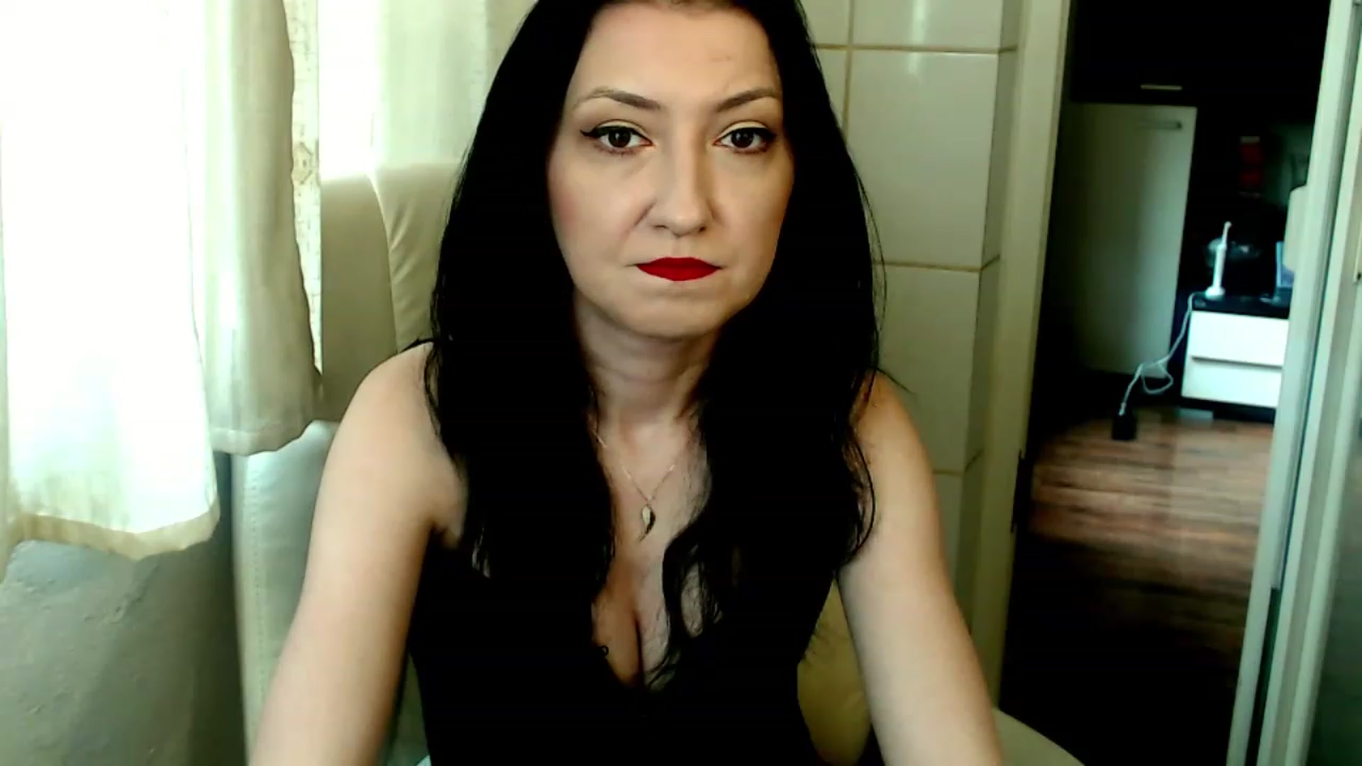 Gallery image thumbnail from MistressNadia's myfreecams stream on, 06/12/2023, 10:18 image 7 of 20
