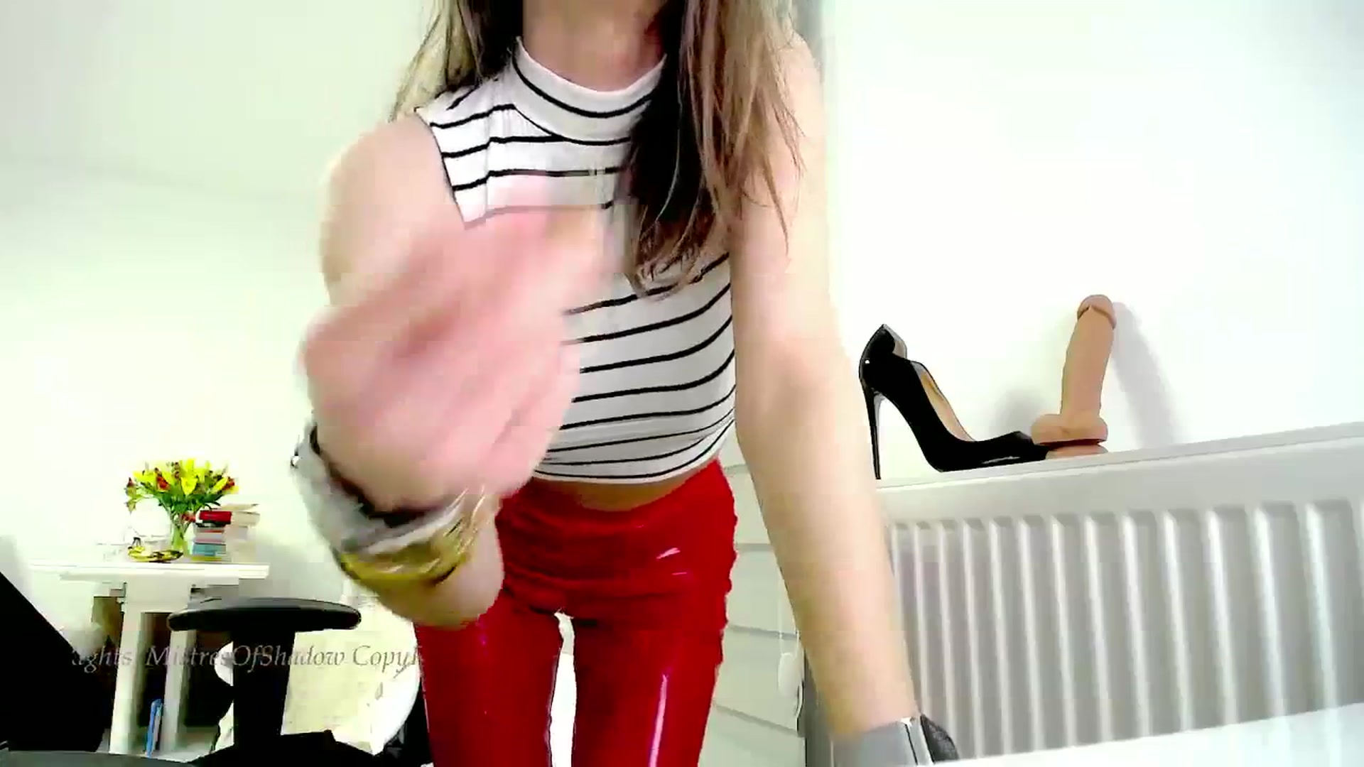 Gallery image thumbnail from Mistresshadow's myfreecams stream on, 03/31/2024, 14:37 image 6 of 20