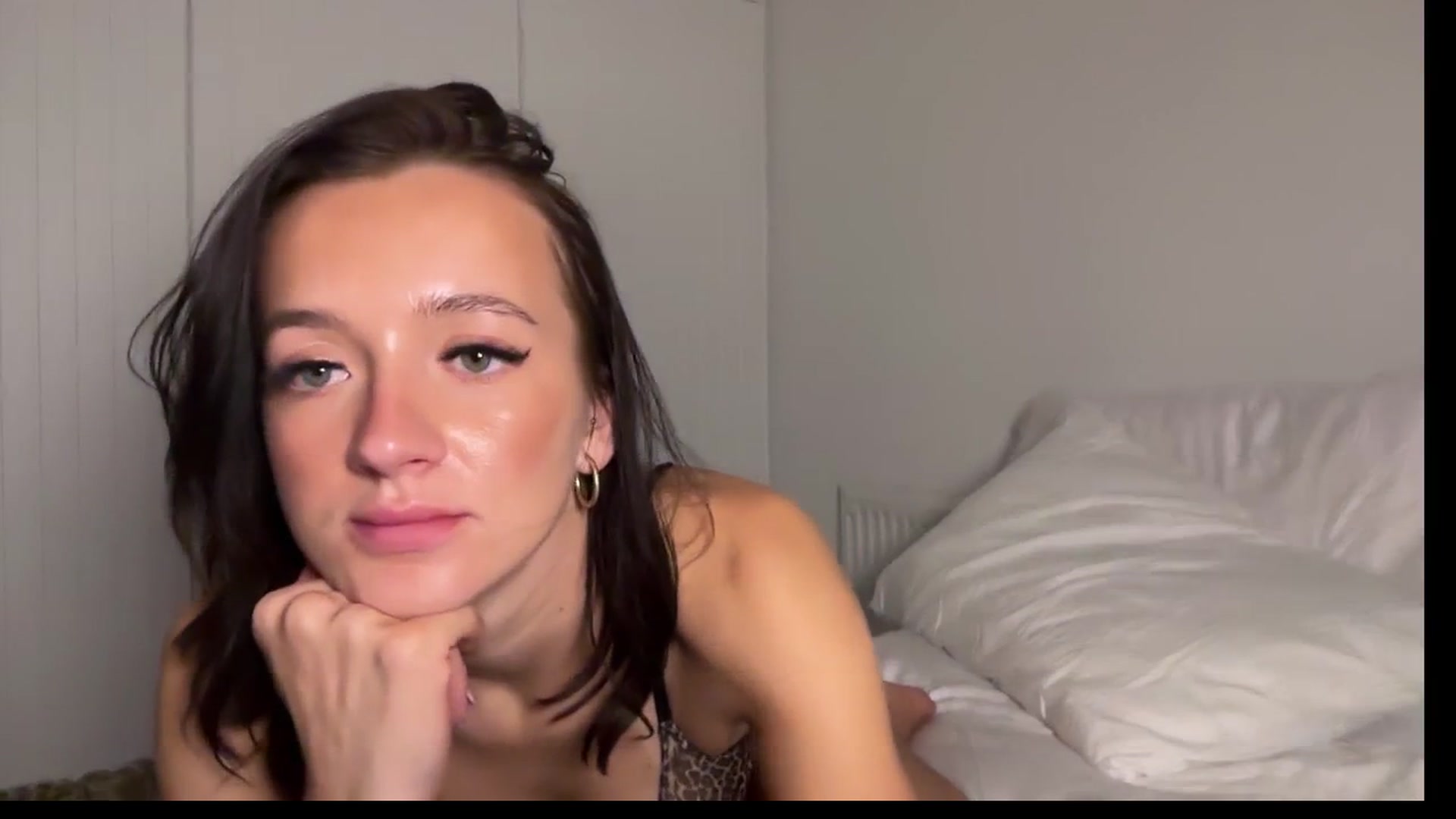 Gallery image thumbnail from Mistressxmiaa's myfreecams stream on, 09/28/2025, 21:26 image 17 of 20