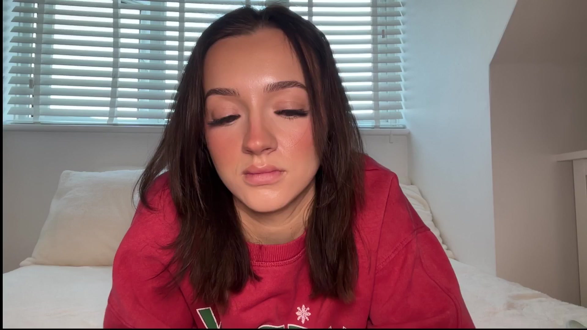 Gallery image thumbnail from Mistressxmiaa's myfreecams stream on, 12/19/2025, 15:21 image 12 of 20