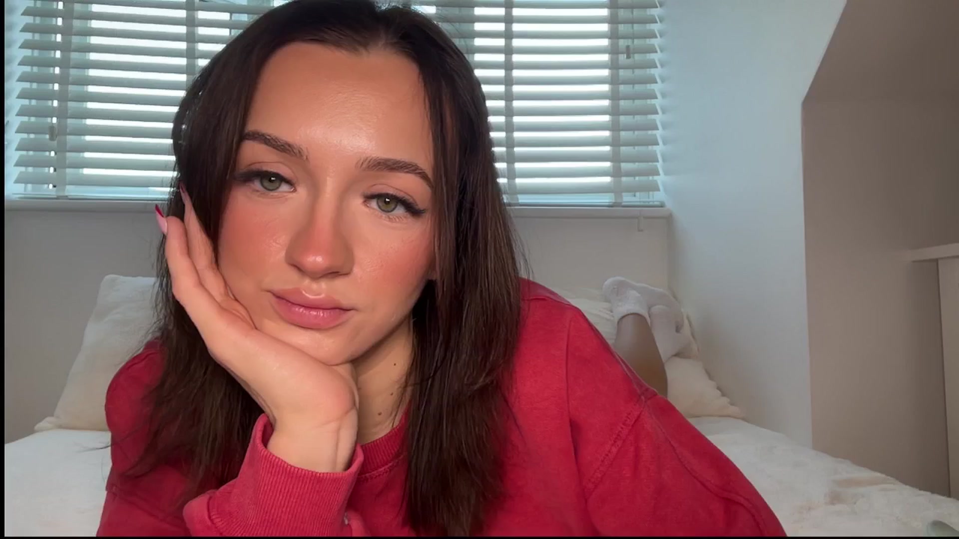 Gallery image thumbnail from Mistressxmiaa's myfreecams stream on, 12/19/2025, 15:21 image 10 of 20