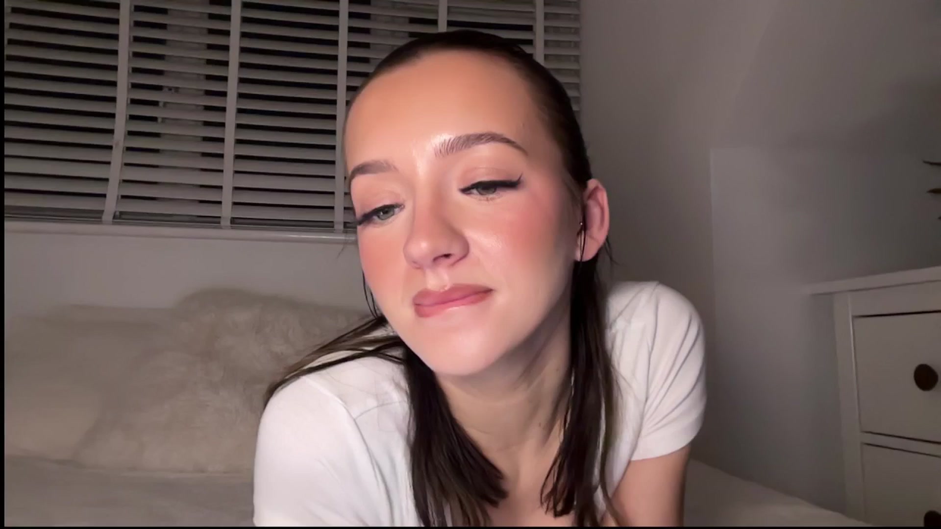 Gallery image thumbnail from Mistressxmiaa's myfreecams stream on, 12/20/2025, 20:54 image 17 of 20