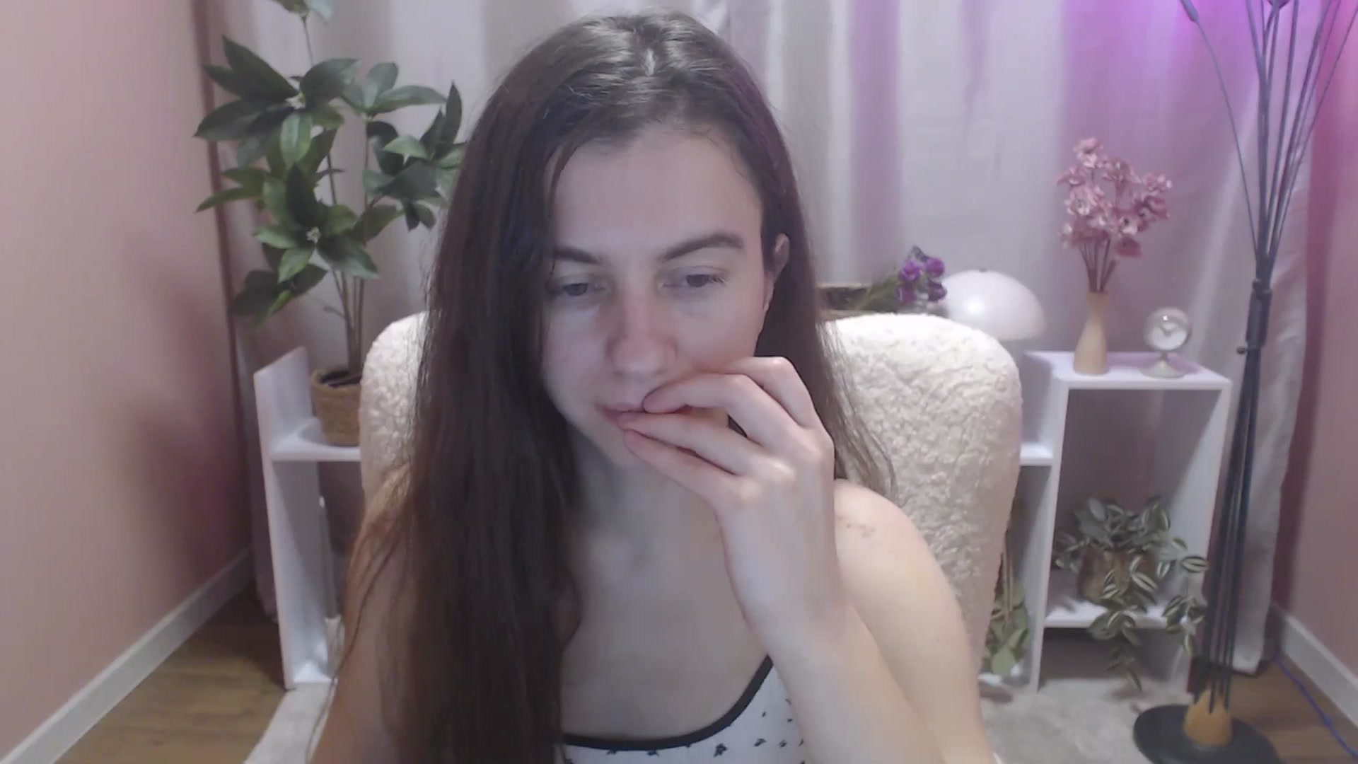 Gallery image thumbnail from MistyBree's myfreecams stream on, 03/28/2026, 12:16 image 19 of 20