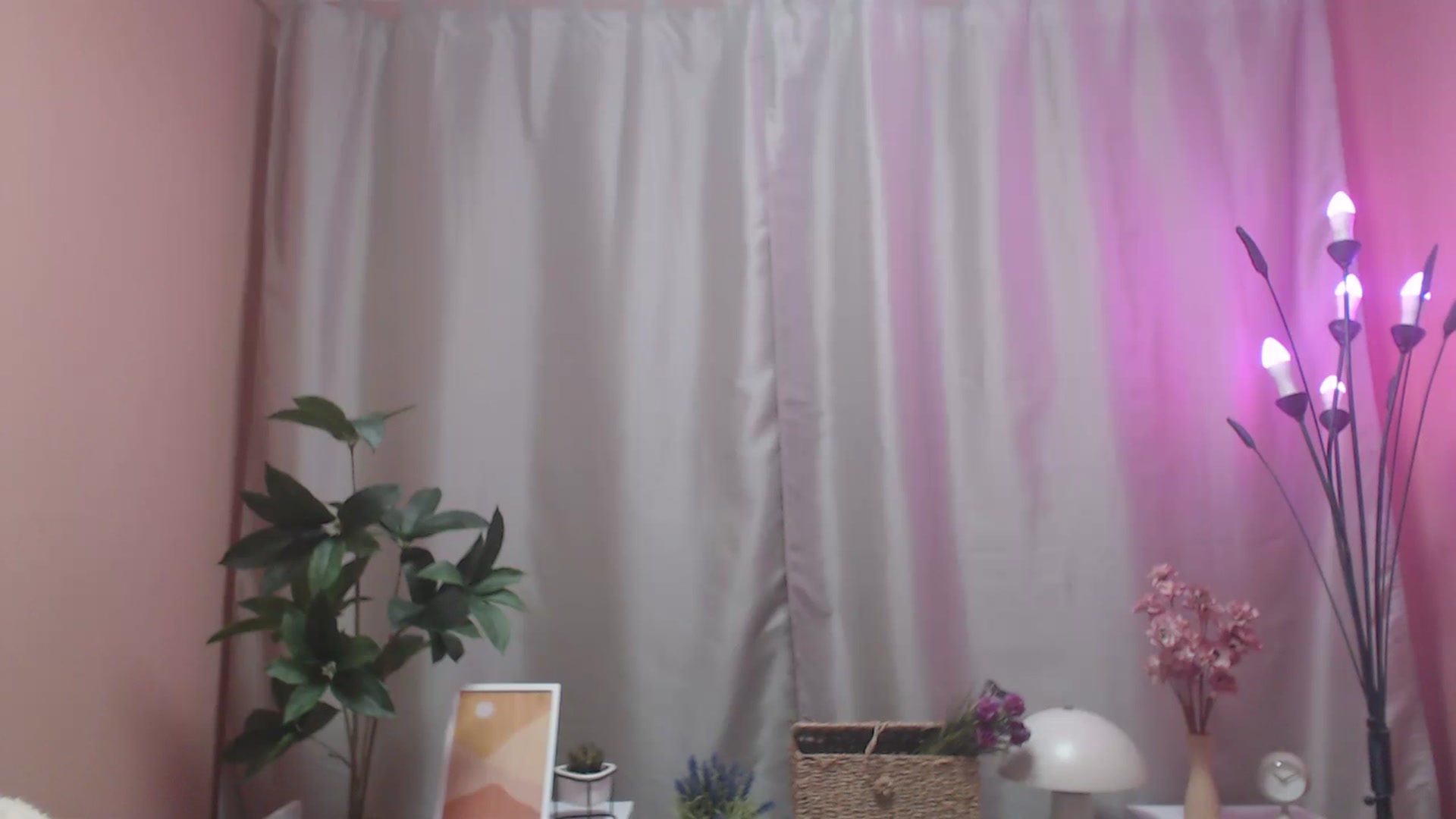 Gallery image thumbnail from MistyBree's myfreecams stream on, 03/28/2026, 12:16 image 5 of 20