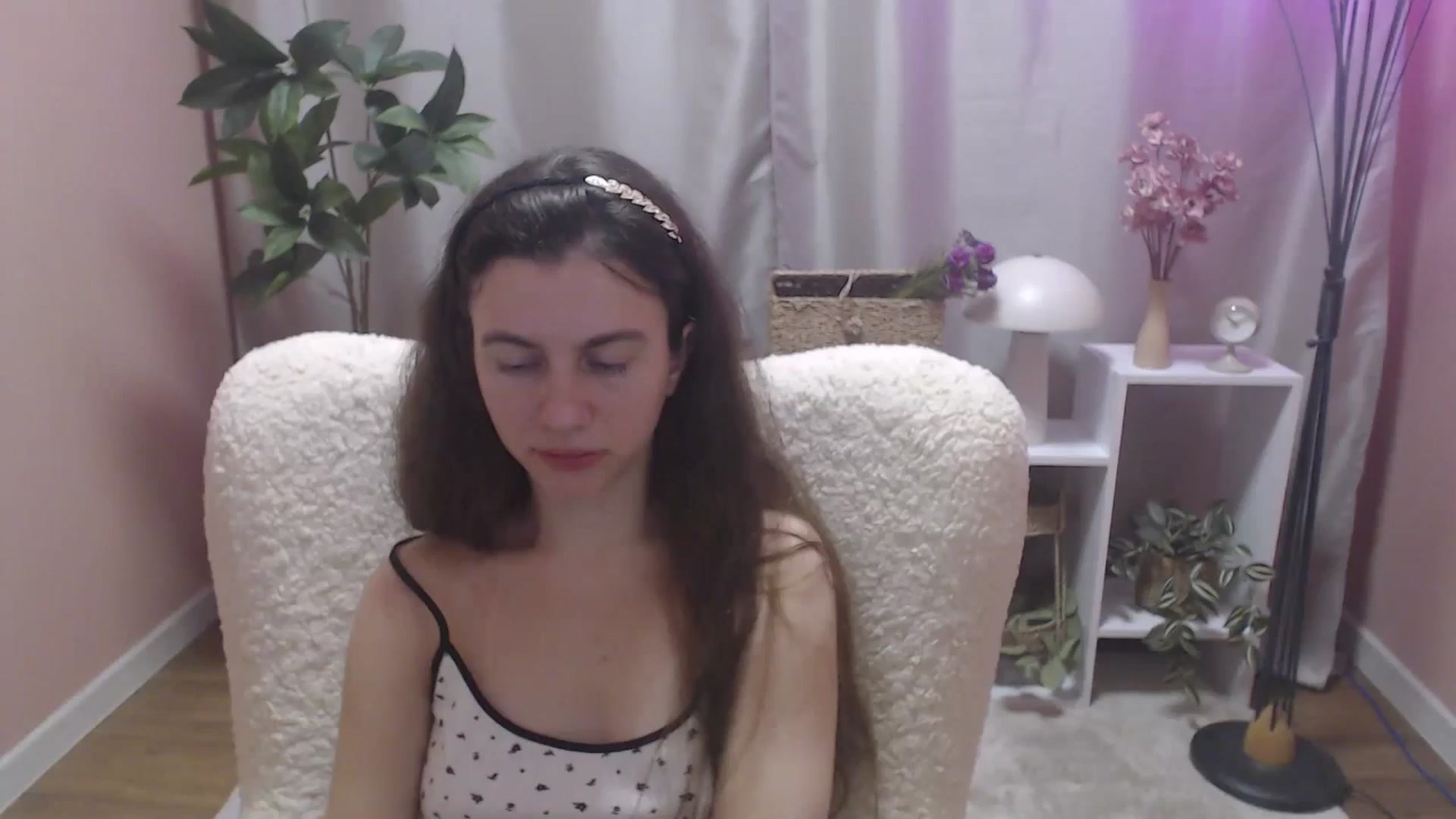 Gallery image thumbnail from MistyBree's myfreecams stream on, 03/30/2026, 11:30 image 16 of 20