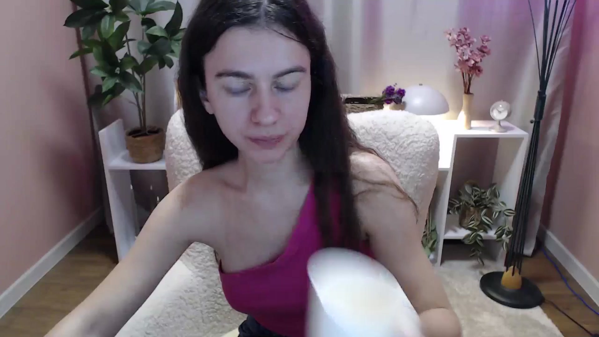 Gallery image thumbnail from MistyBree's myfreecams stream on, 04/05/2026, 11:06 image 5 of 20