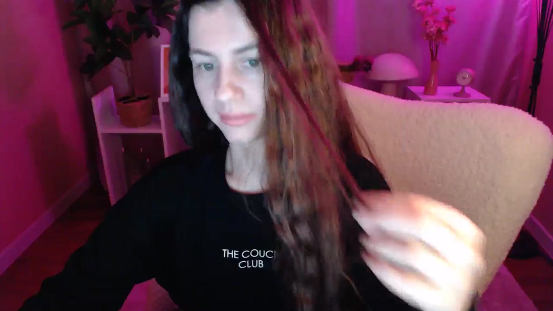 Gallery image thumbnail from MistyBree's myfreecams stream on, 04/08/2026, 12:24 image 16 of 20