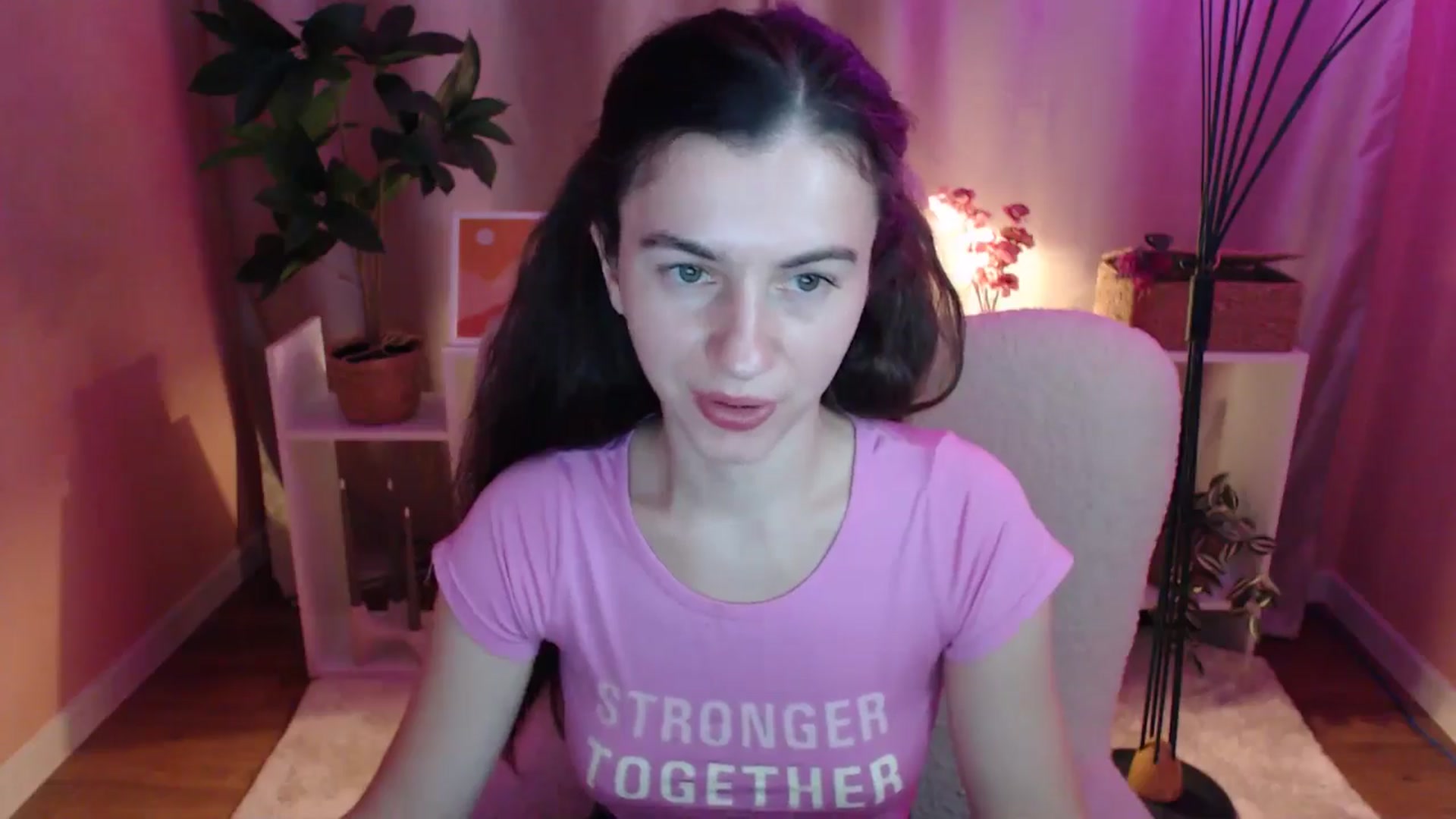 Gallery image thumbnail from MistyBree's myfreecams stream on, 04/13/2026, 10:40 image 3 of 20