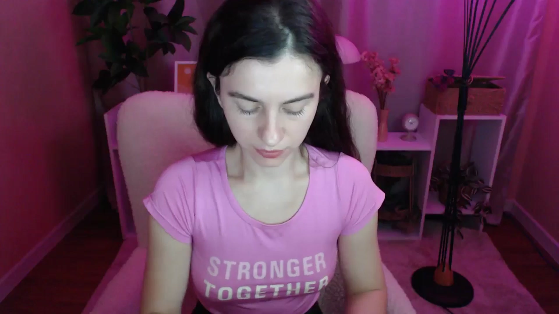 Gallery image thumbnail from MistyBree's myfreecams stream on, 04/13/2026, 11:59 image 12 of 20