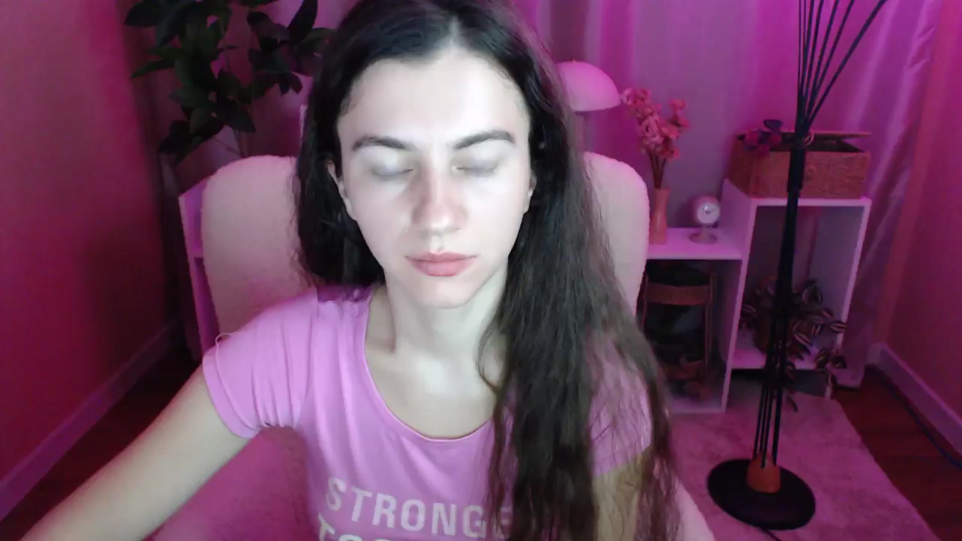 Gallery image thumbnail from MistyBree's myfreecams stream on, 04/13/2026, 11:59 image 18 of 20