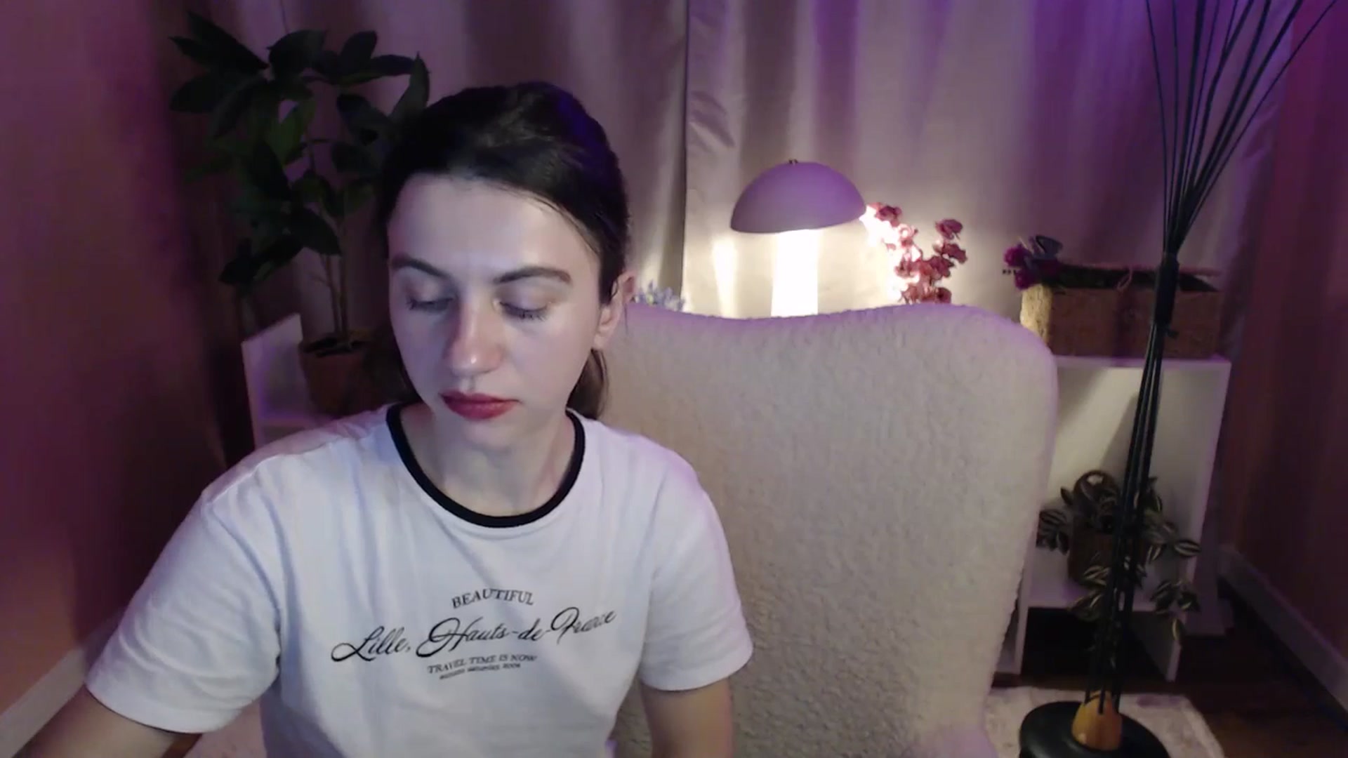 Gallery image thumbnail from MistyBree's myfreecams stream on, 04/16/2026, 10:27 image 17 of 20