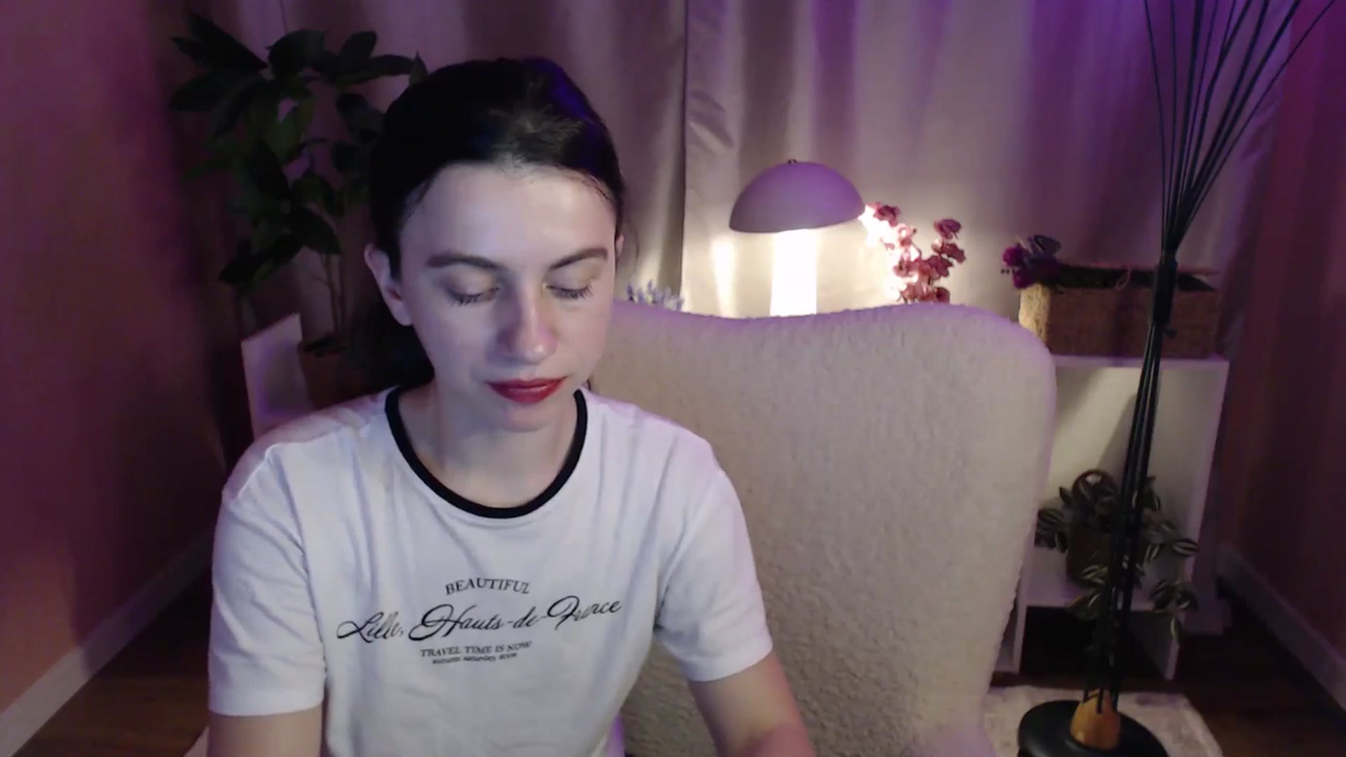 Gallery image thumbnail from MistyBree's myfreecams stream on, 04/16/2026, 10:27 image 7 of 20
