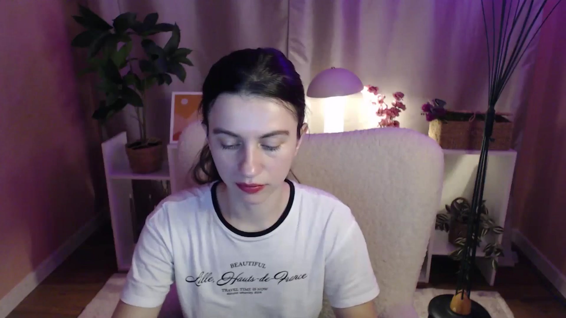 Gallery image thumbnail from MistyBree's myfreecams stream on, 04/16/2026, 10:27 image 9 of 20