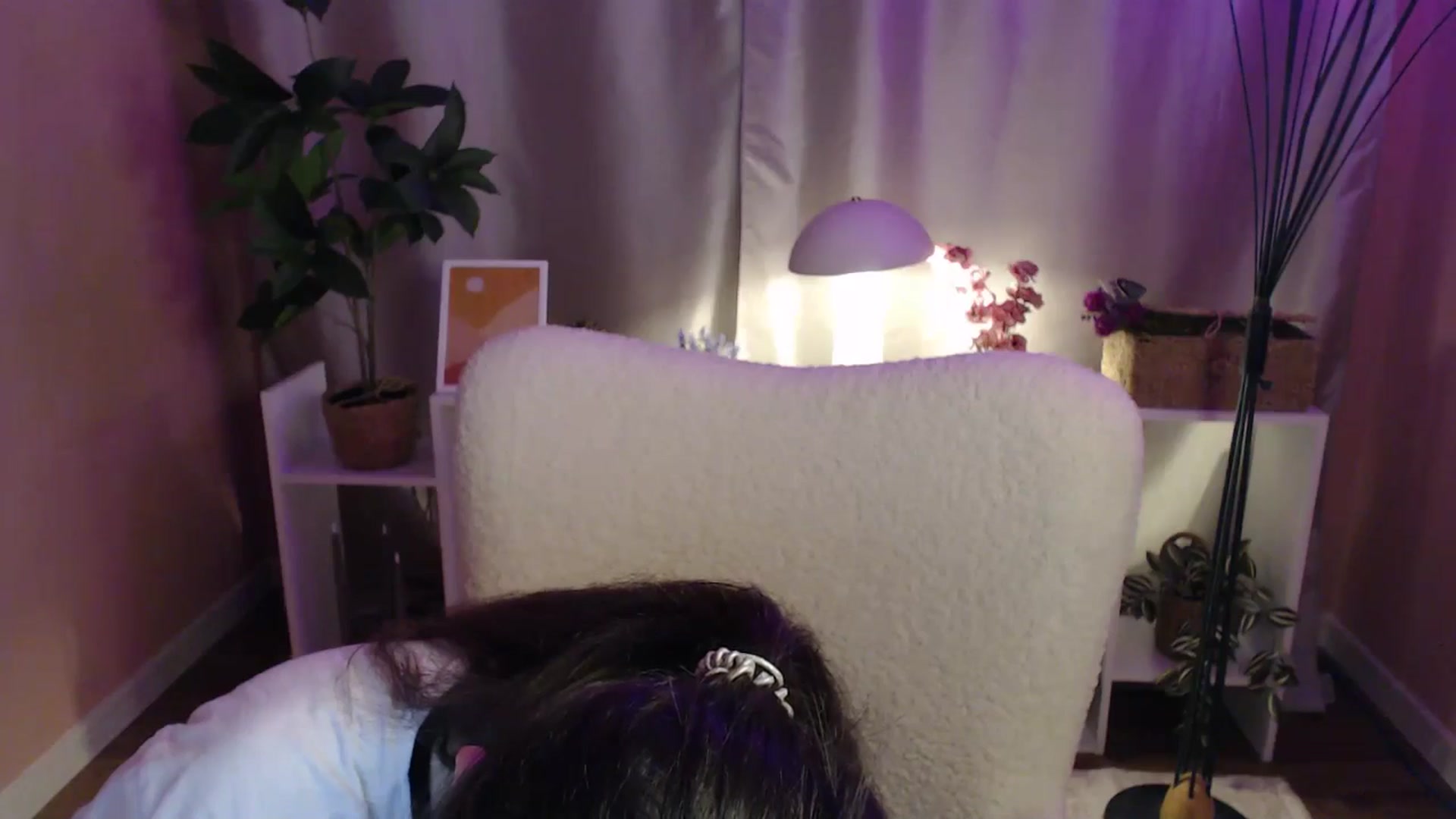 Gallery image thumbnail from MistyBree's myfreecams stream on, 04/16/2026, 10:27 image 18 of 20