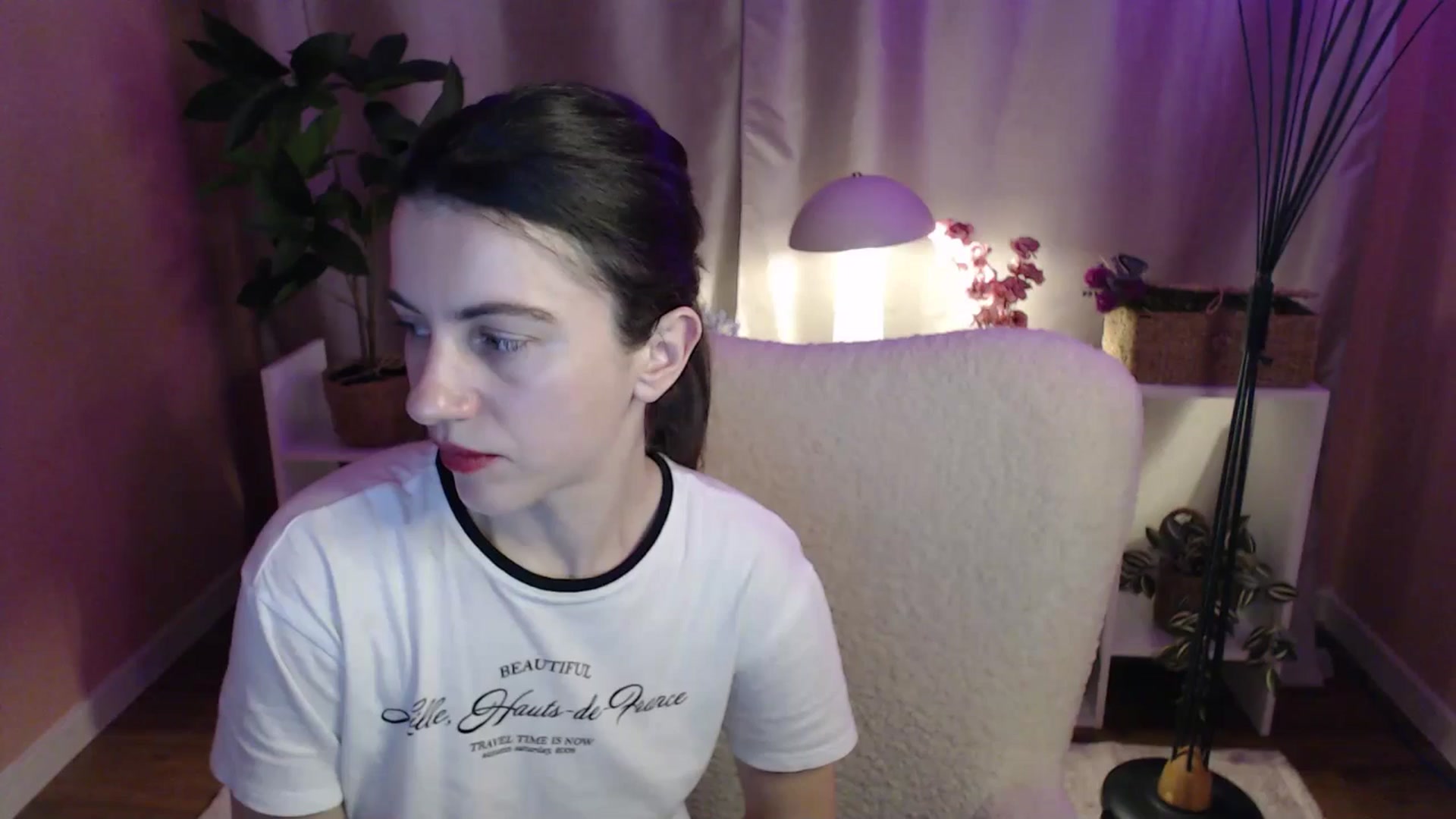 Gallery image thumbnail from MistyBree's myfreecams stream on, 04/16/2026, 10:27 image 12 of 20