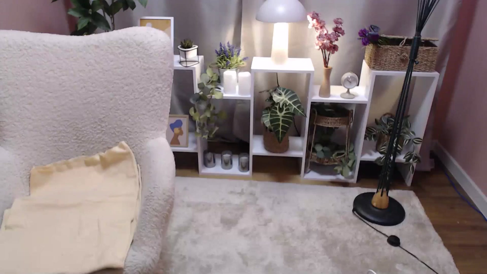 Gallery image thumbnail from MistyBree's myfreecams stream on, 04/16/2026, 11:19 image 15 of 20