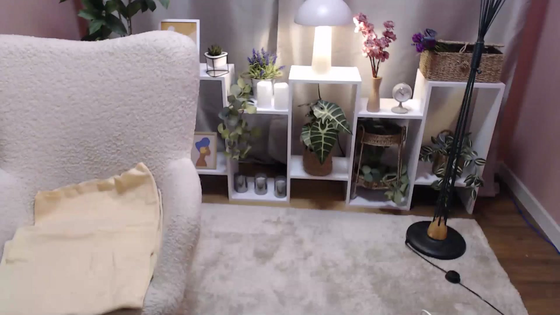 Gallery image thumbnail from MistyBree's myfreecams stream on, 04/16/2026, 11:19 image 18 of 20