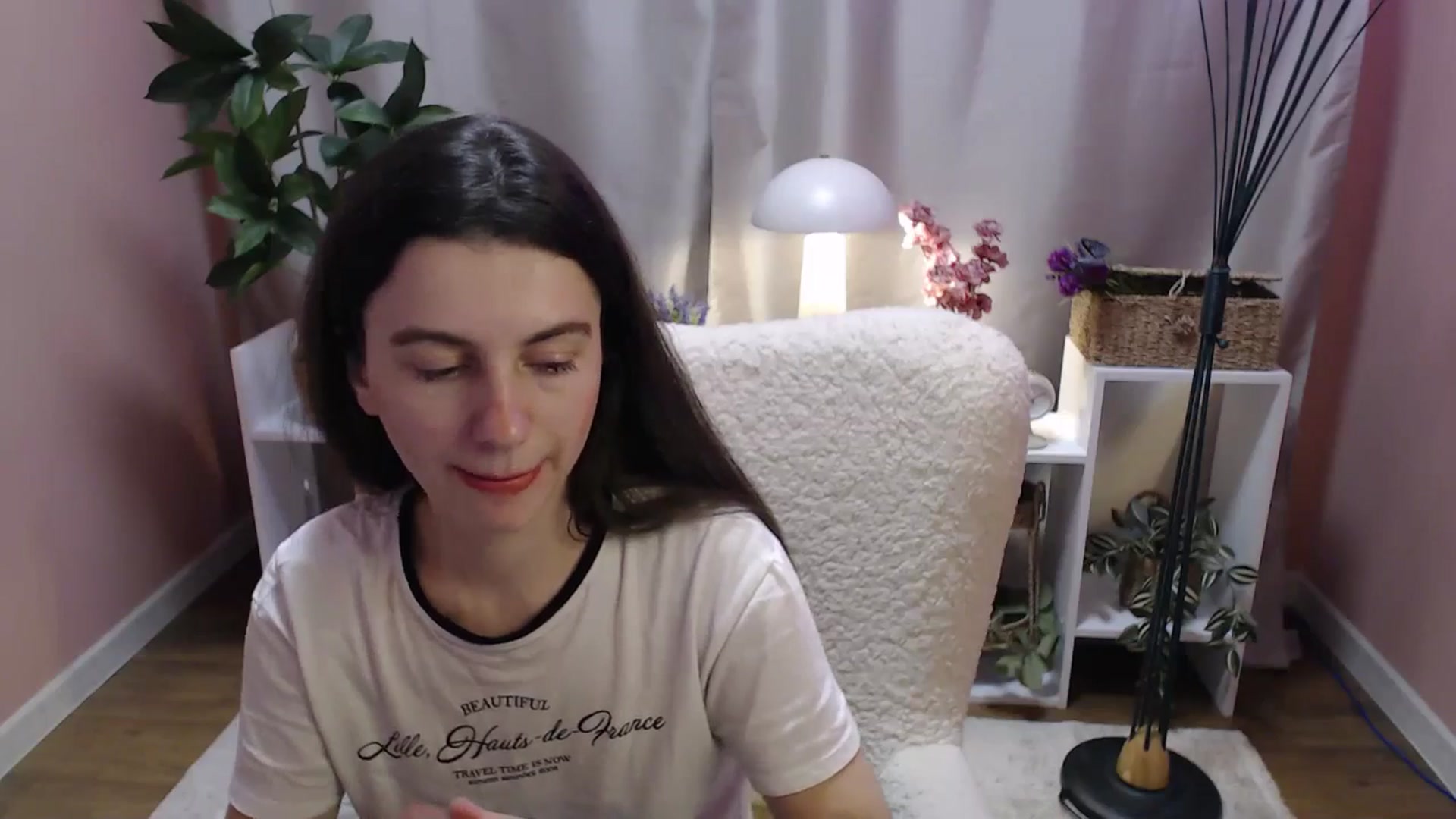 Gallery image thumbnail from MistyBree's myfreecams stream on, 04/16/2026, 11:38 image 6 of 20