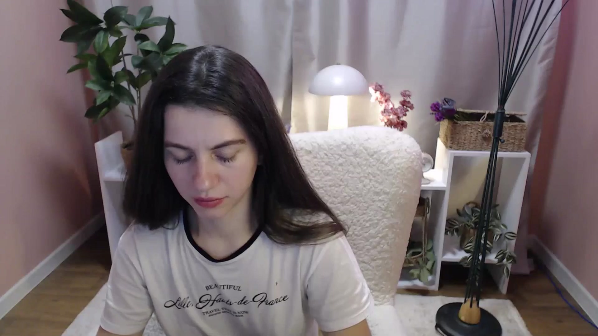 Gallery image thumbnail from MistyBree's myfreecams stream on, 04/16/2026, 11:38 image 11 of 20