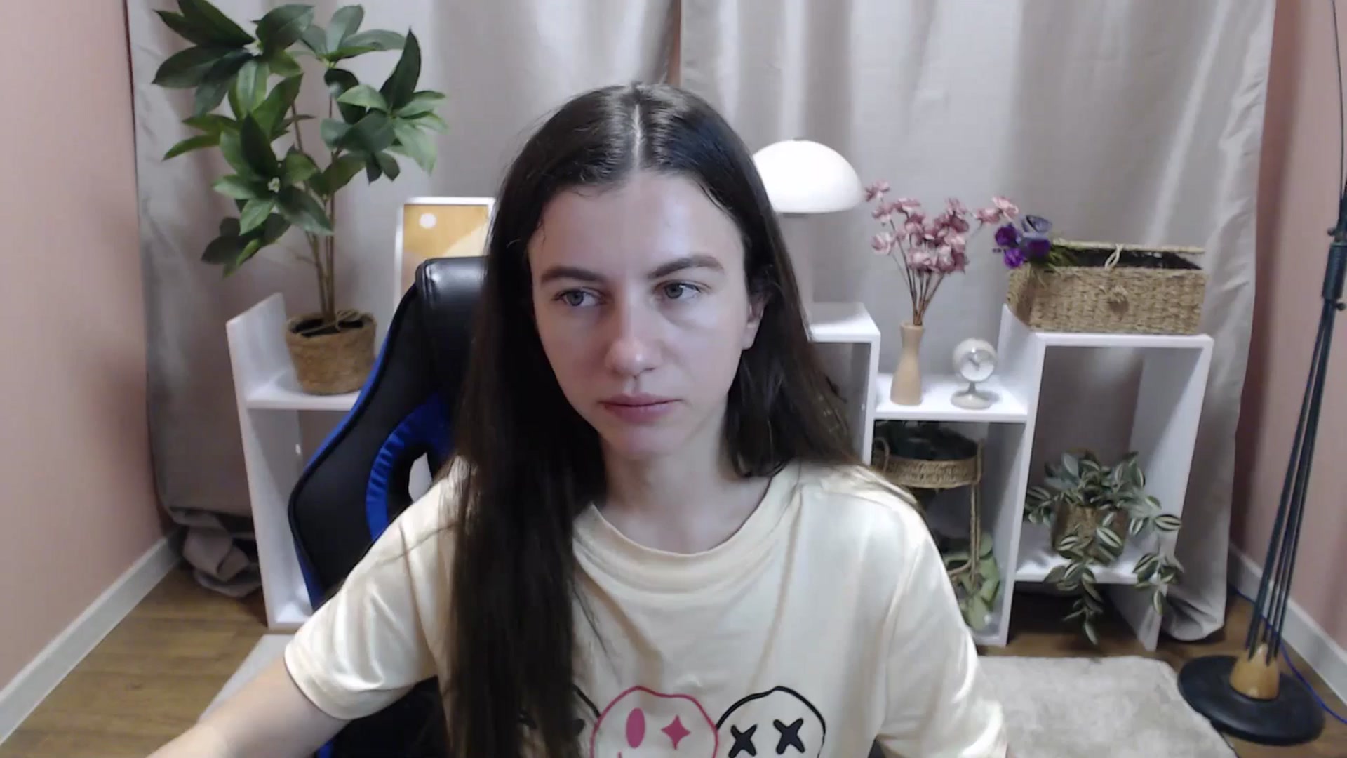 Gallery image thumbnail from MistyBree's myfreecams stream on, 04/19/2026, 10:11 image 12 of 20