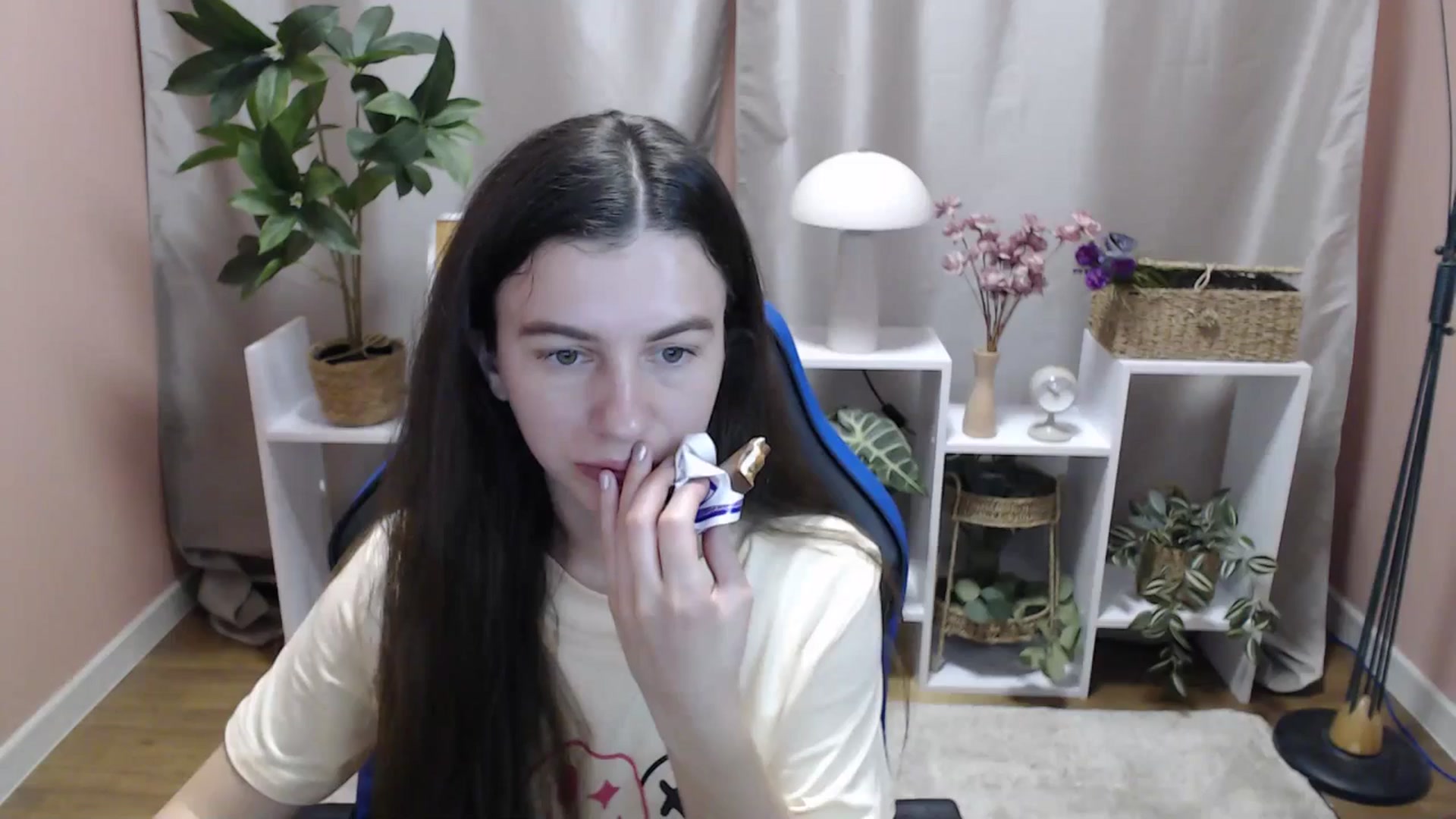 Gallery image thumbnail from MistyBree's myfreecams stream on, 04/19/2026, 10:11 image 1 of 20