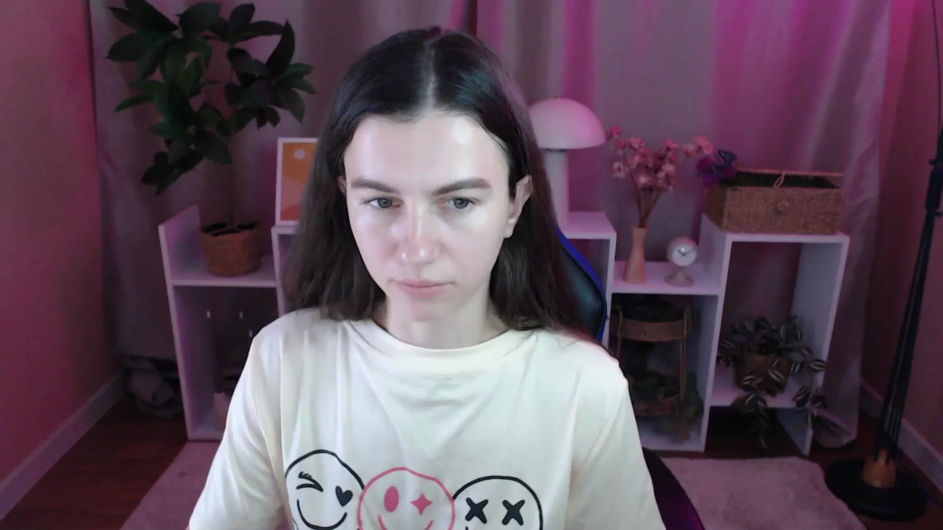 Gallery image thumbnail from MistyBree's myfreecams stream on, 04/19/2026, 10:51 image 1 of 20