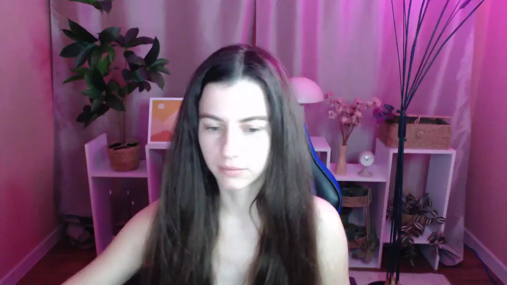 Gallery image thumbnail from MistyBree's myfreecams stream on, 04/19/2026, 10:51 image 15 of 20