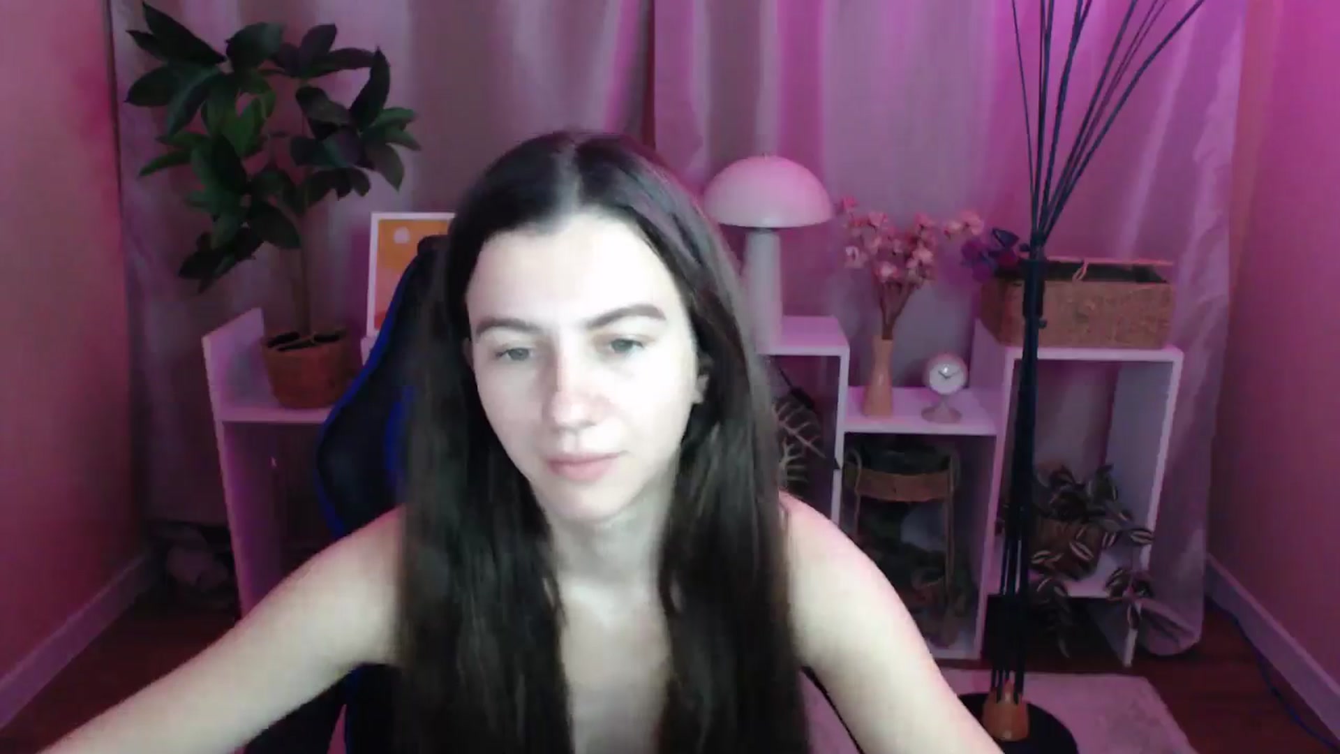 Gallery image thumbnail from MistyBree's myfreecams stream on, 04/19/2026, 10:51 image 18 of 20