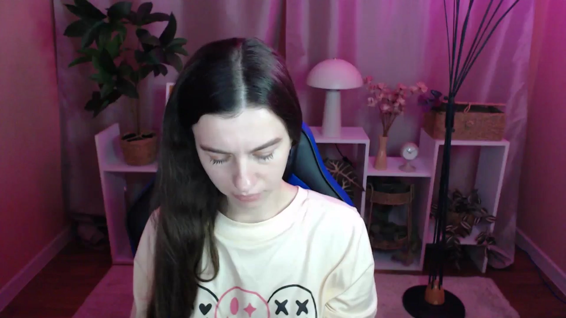 Gallery image thumbnail from MistyBree's myfreecams stream on, 04/19/2026, 10:51 image 3 of 20