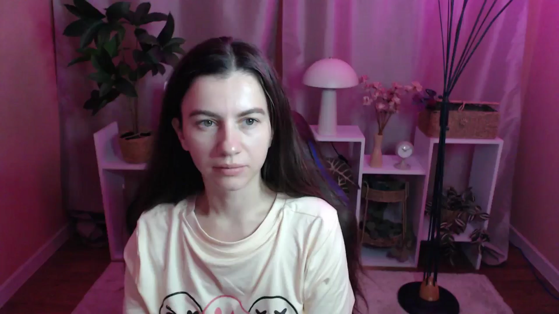 Gallery image thumbnail from MistyBree's myfreecams stream on, 04/19/2026, 10:51 image 7 of 20