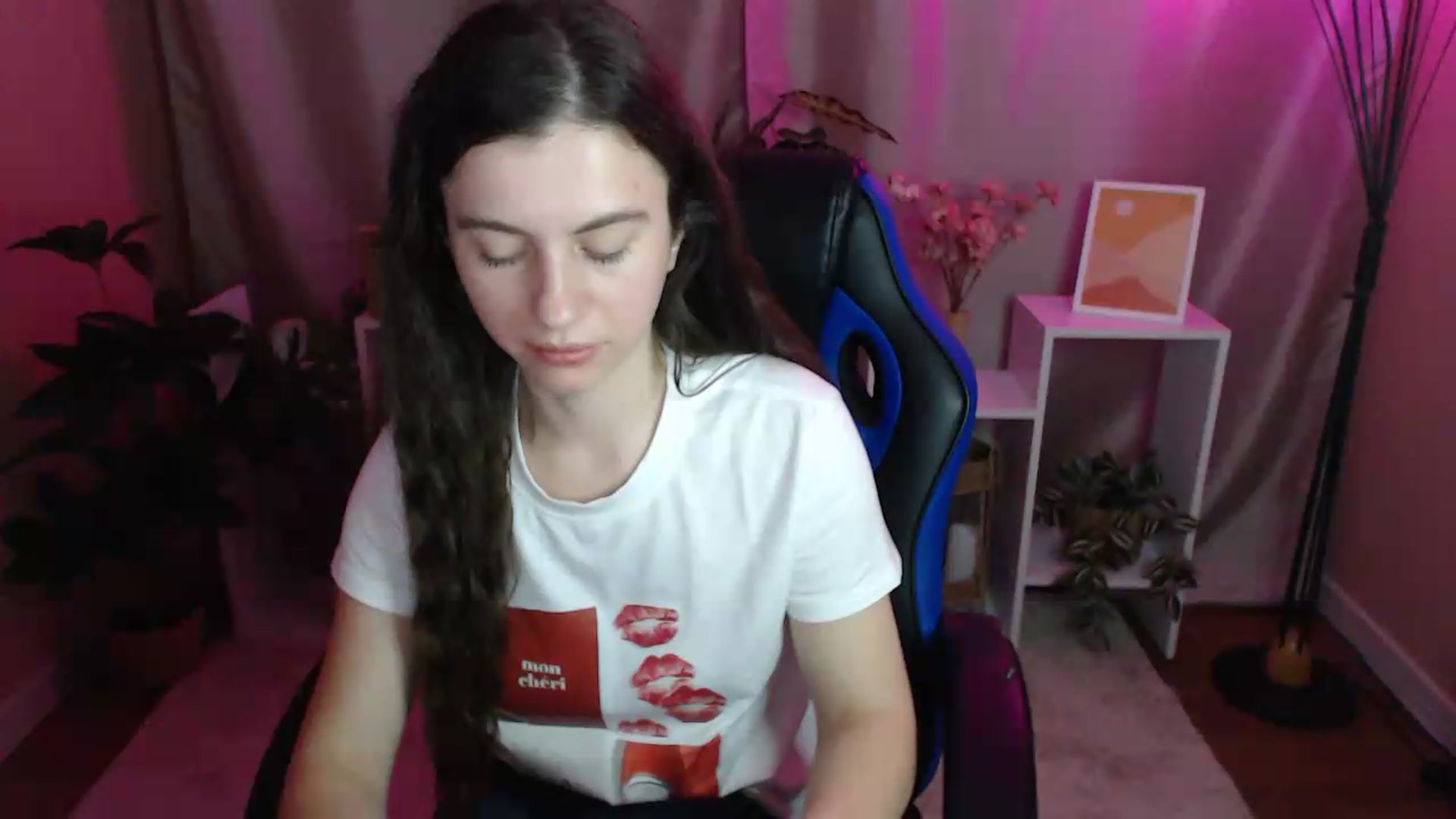Gallery image thumbnail from MistyBree's myfreecams stream on, 05/01/2026, 10:52 image 3 of 20